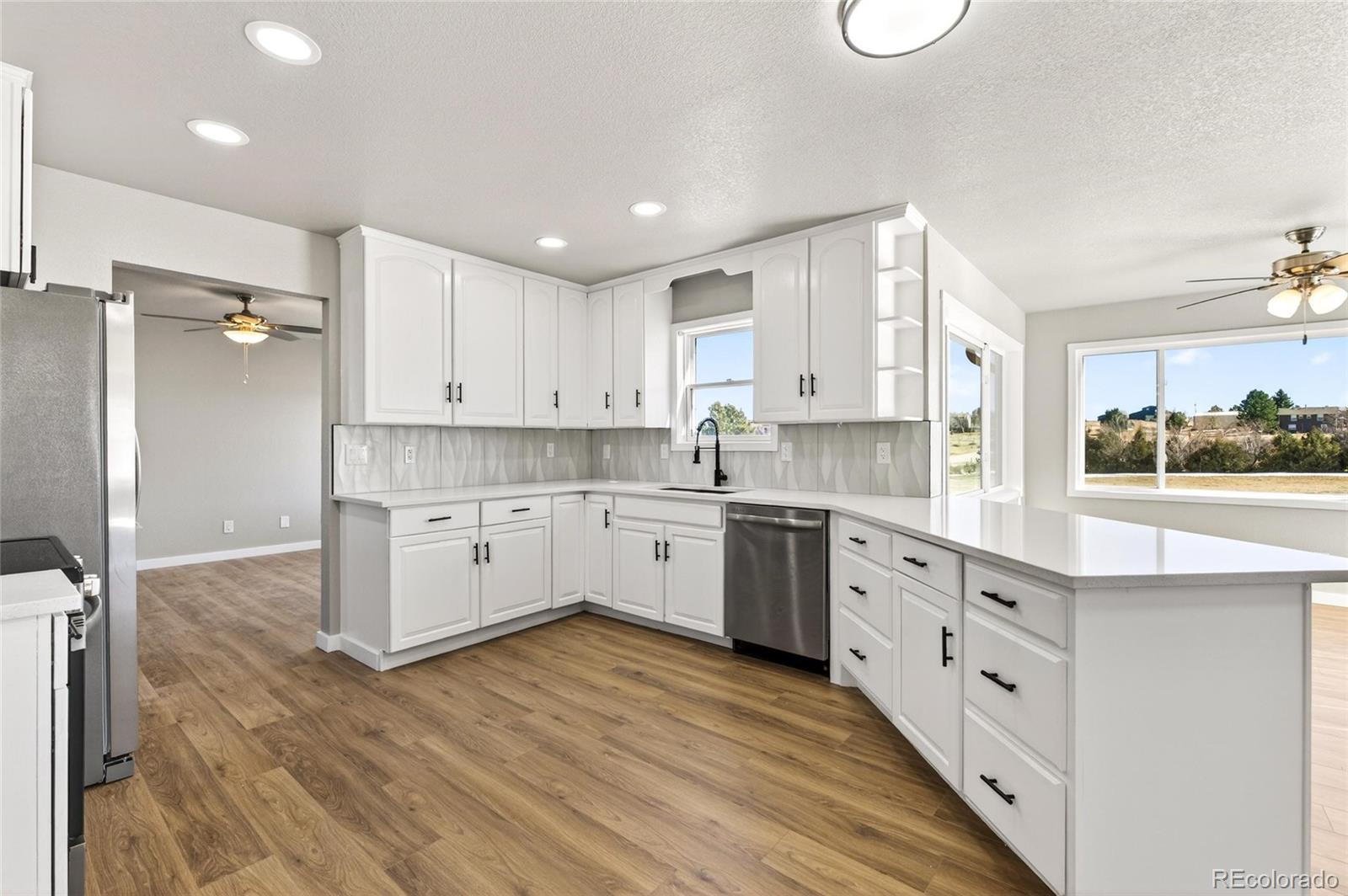 MLS Image #10 for 7520  shenandoah drive,elizabeth, Colorado