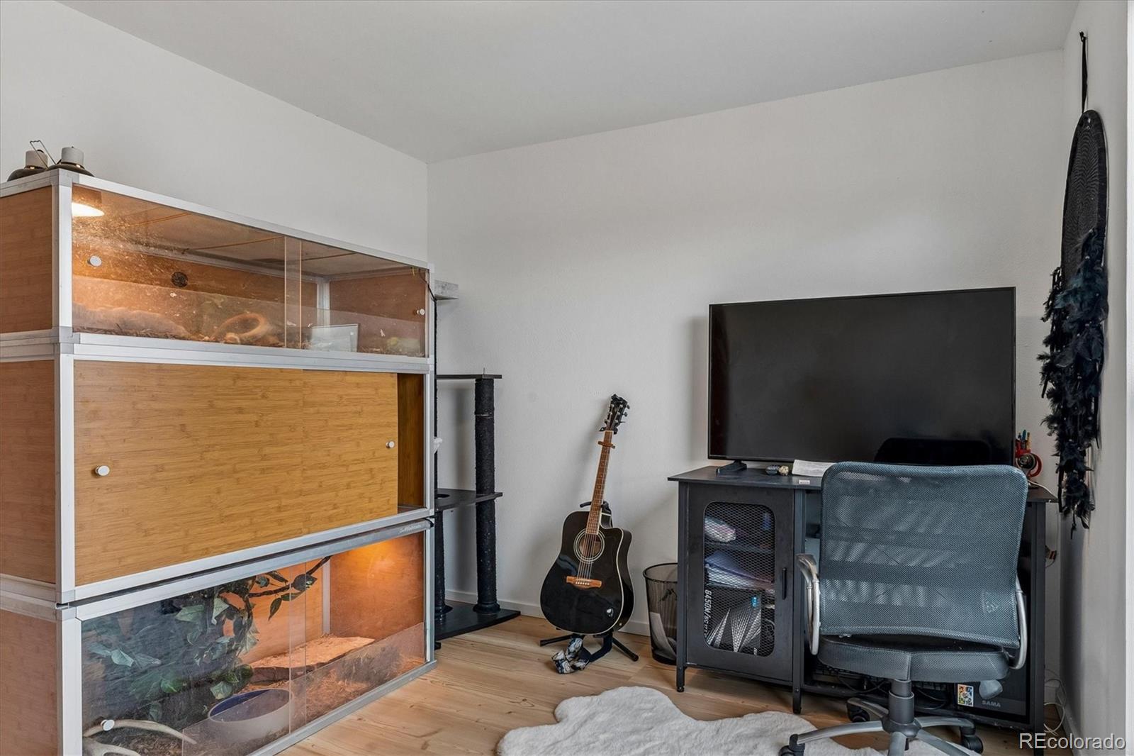 MLS Image #11 for 3550 w mountain road,englewood, Colorado