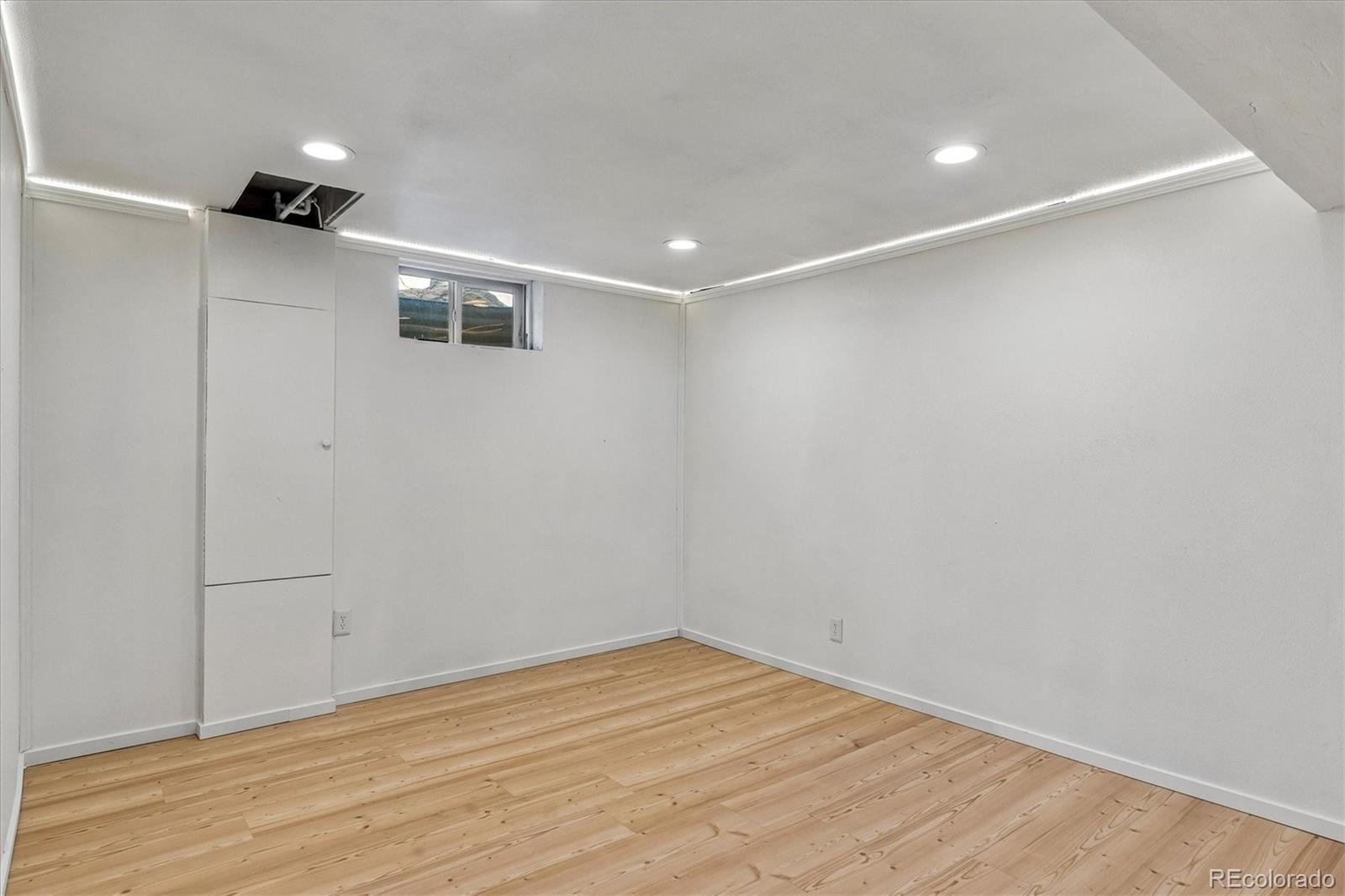 MLS Image #15 for 3550 w mountain road,englewood, Colorado
