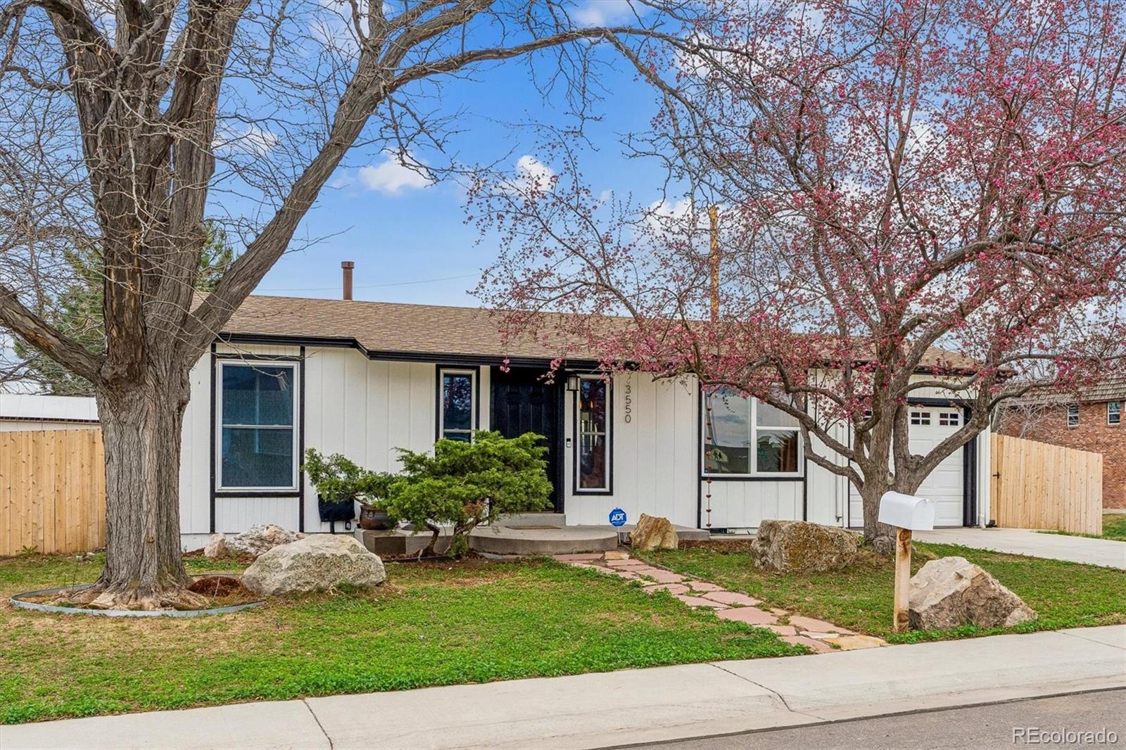 MLS Image #24 for 3550 w mountain road,englewood, Colorado