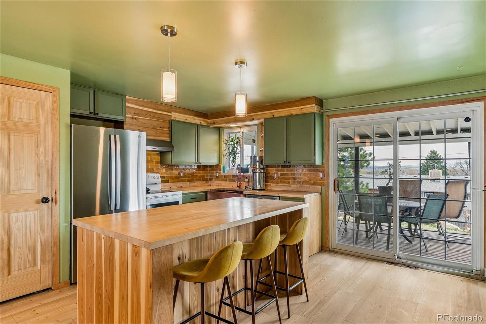 MLS Image #6 for 3550 w mountain road,englewood, Colorado