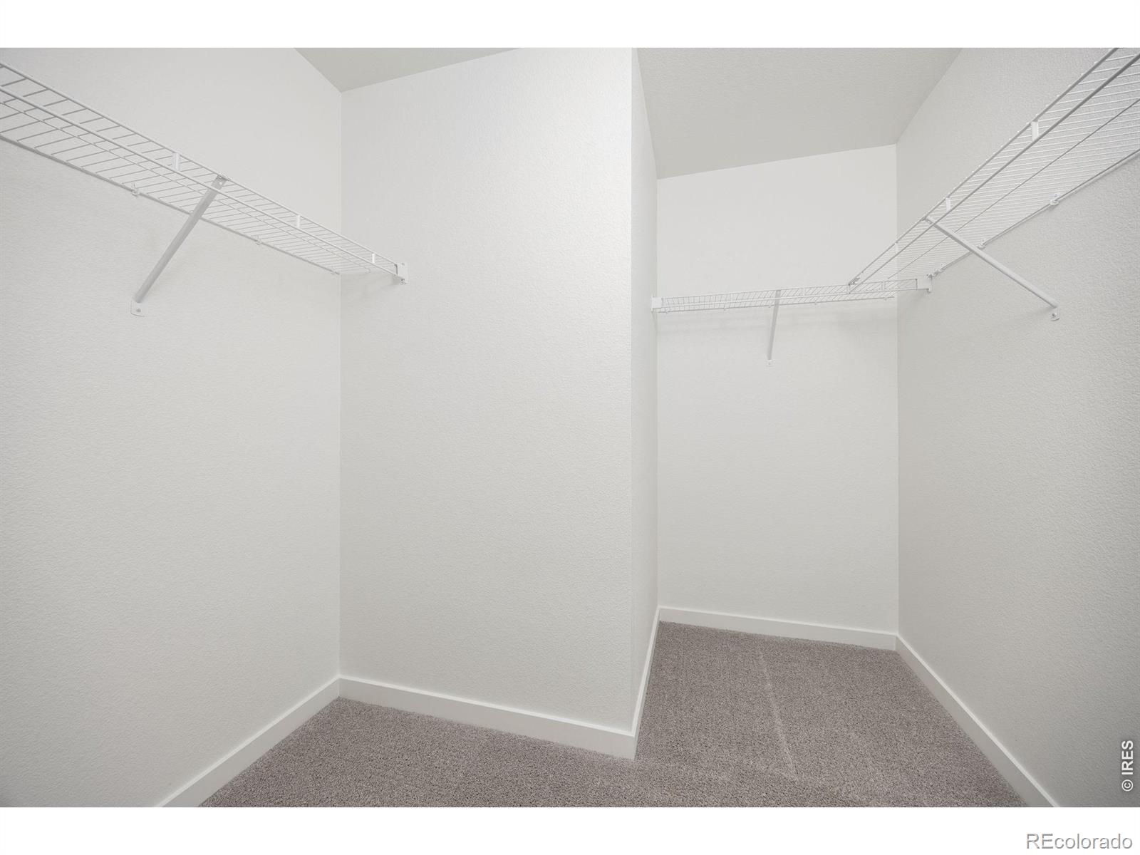 MLS Image #16 for 315  condor way,johnstown, Colorado