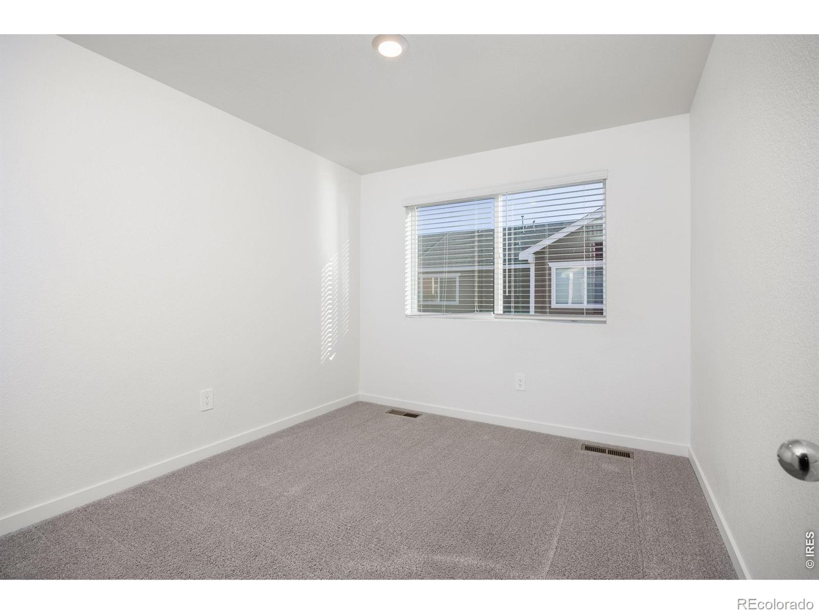 MLS Image #19 for 315  condor way,johnstown, Colorado