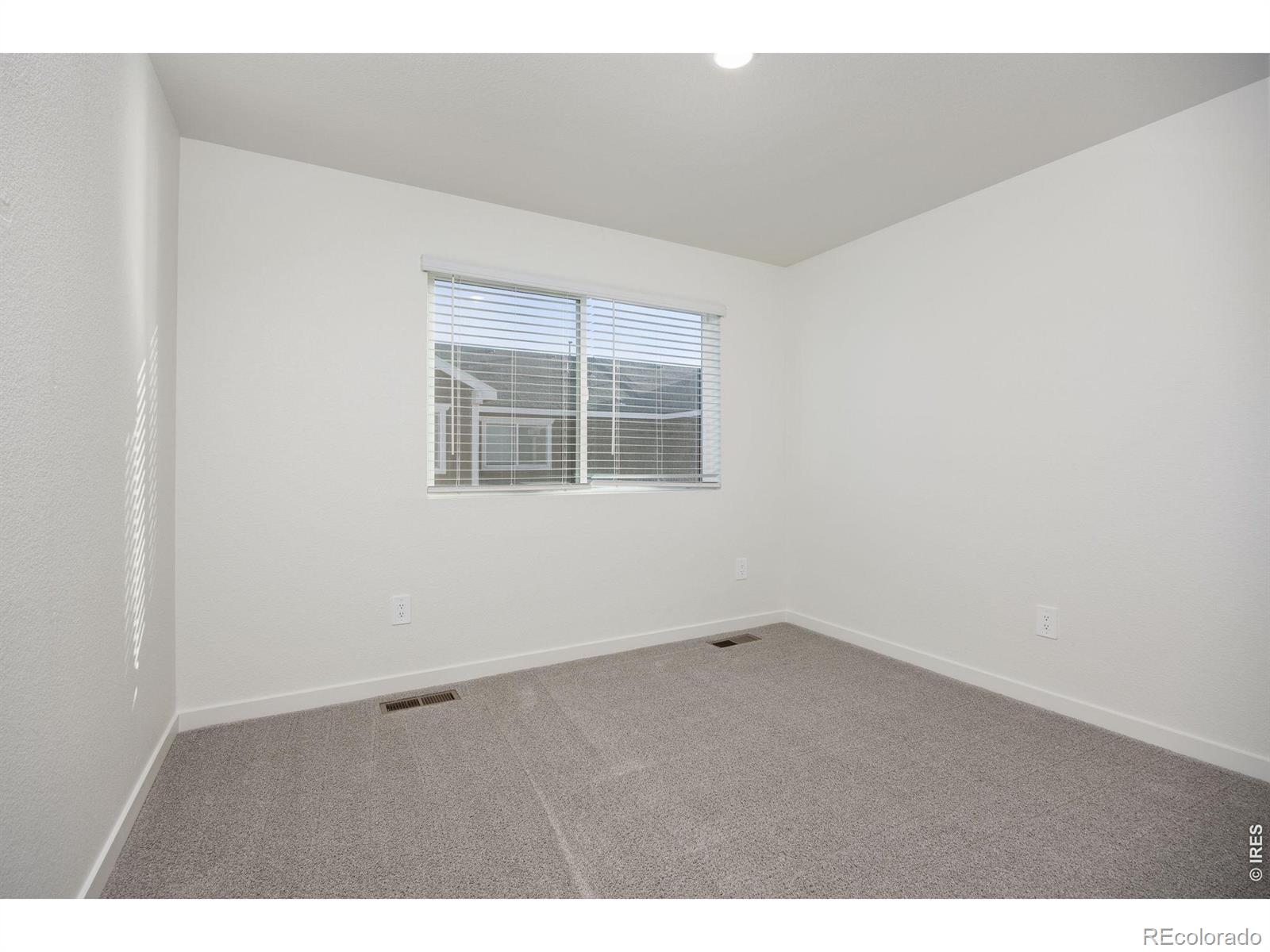 MLS Image #20 for 315  condor way,johnstown, Colorado