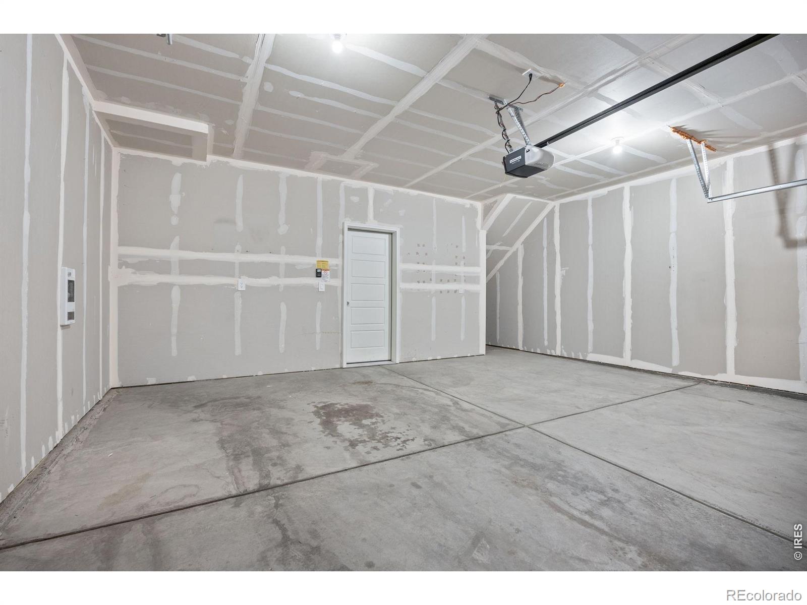 MLS Image #21 for 315  condor way,johnstown, Colorado