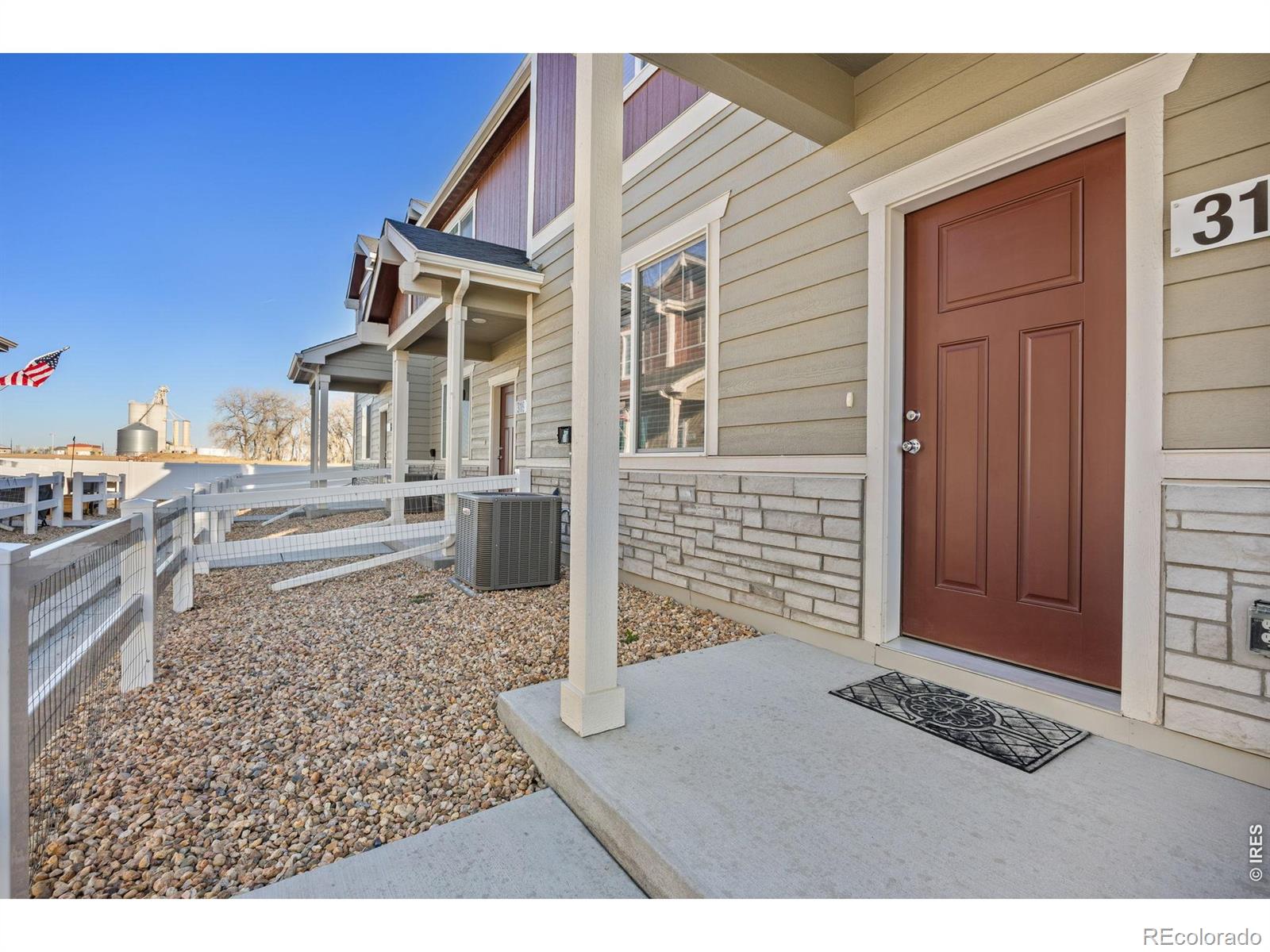 MLS Image #3 for 315  condor way,johnstown, Colorado