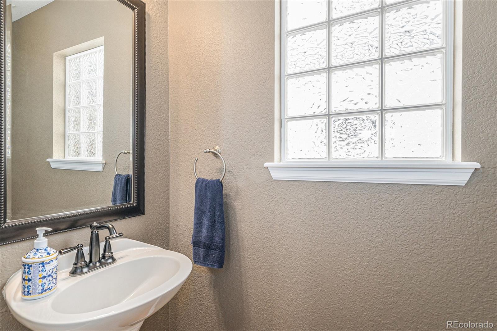 MLS Image #12 for 4749  waldenwood drive,highlands ranch, Colorado