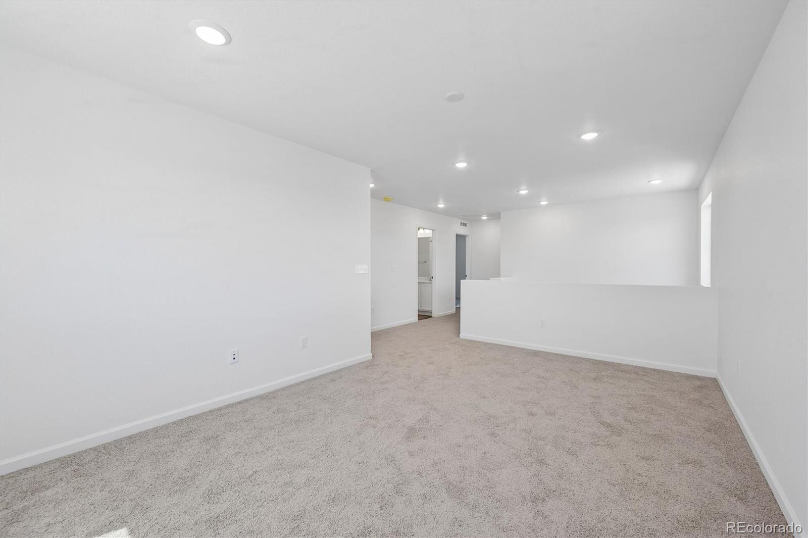 MLS Image #14 for 24776 e 41st avenue,aurora, Colorado