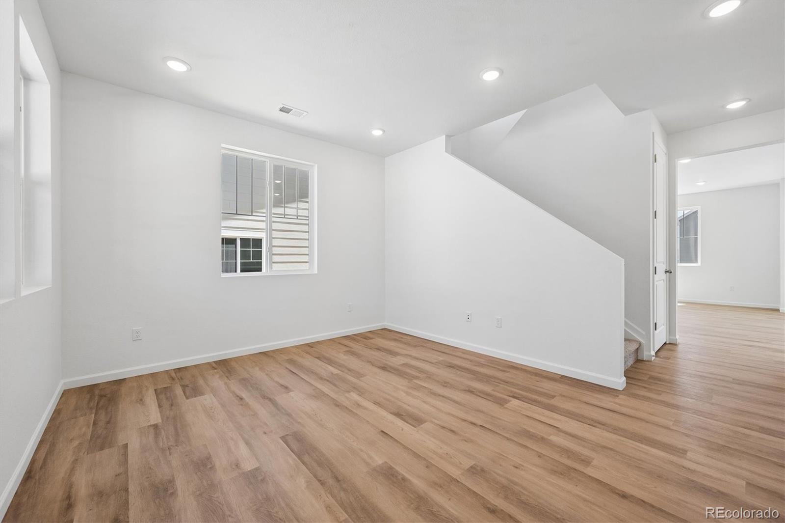MLS Image #2 for 24776 e 41st avenue,aurora, Colorado