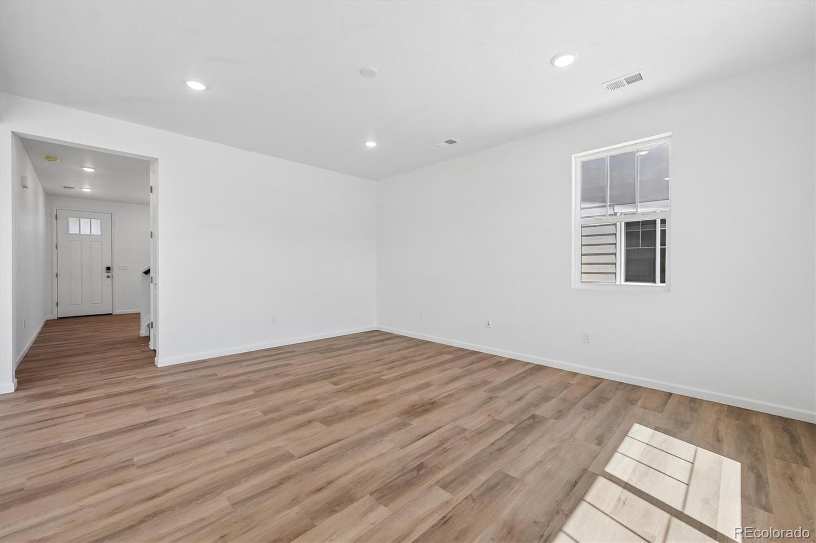 MLS Image #7 for 24776 e 41st avenue,aurora, Colorado