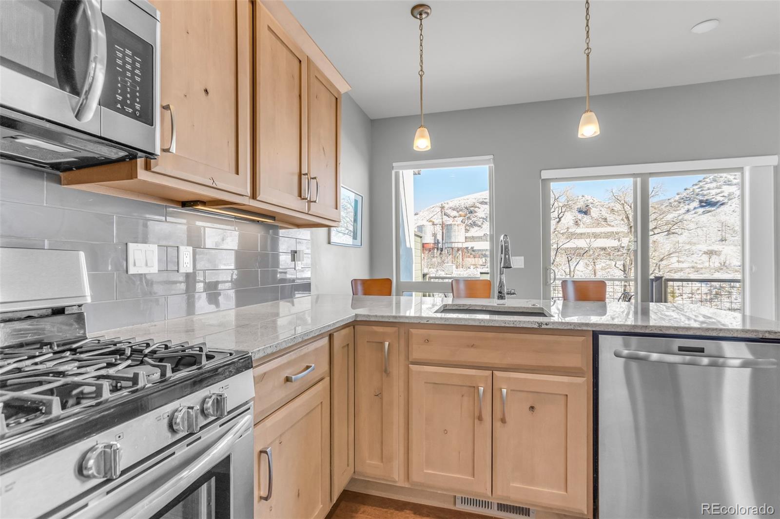 MLS Image #9 for 512 e 1st street,salida, Colorado