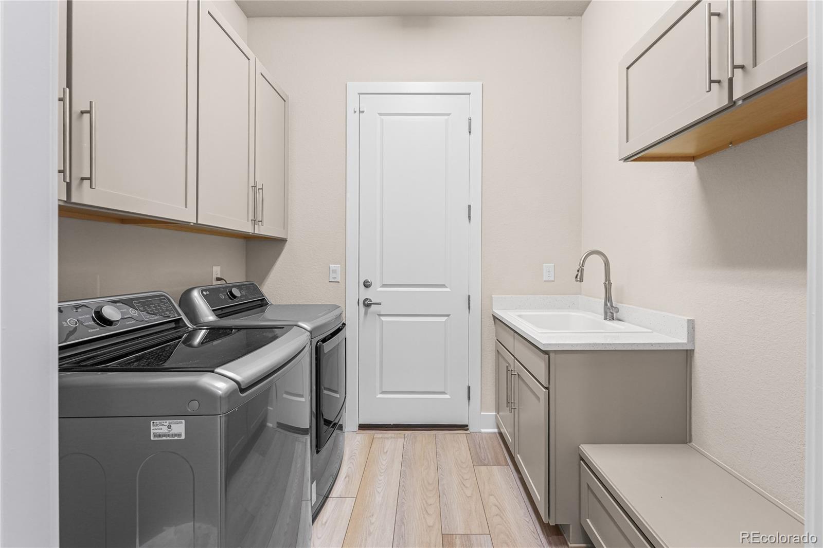MLS Image #33 for 21996 e allenspark place,aurora, Colorado
