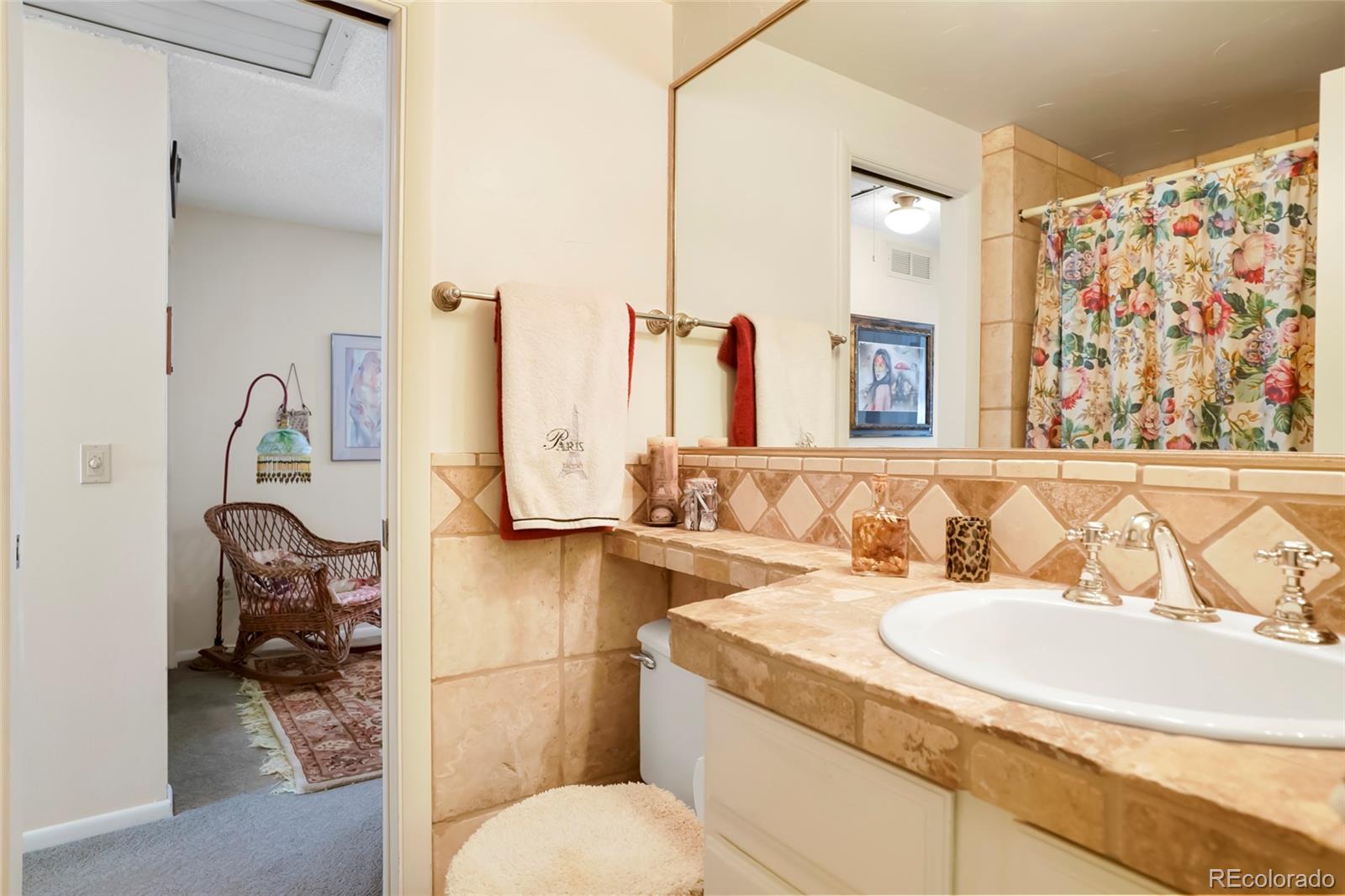 MLS Image #15 for 2871 w long drive a,littleton, Colorado