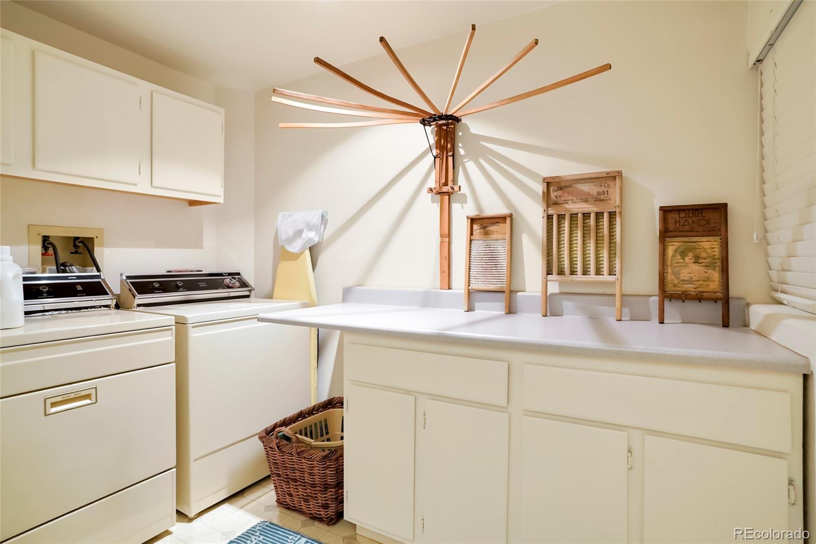 MLS Image #18 for 2871 w long drive a,littleton, Colorado