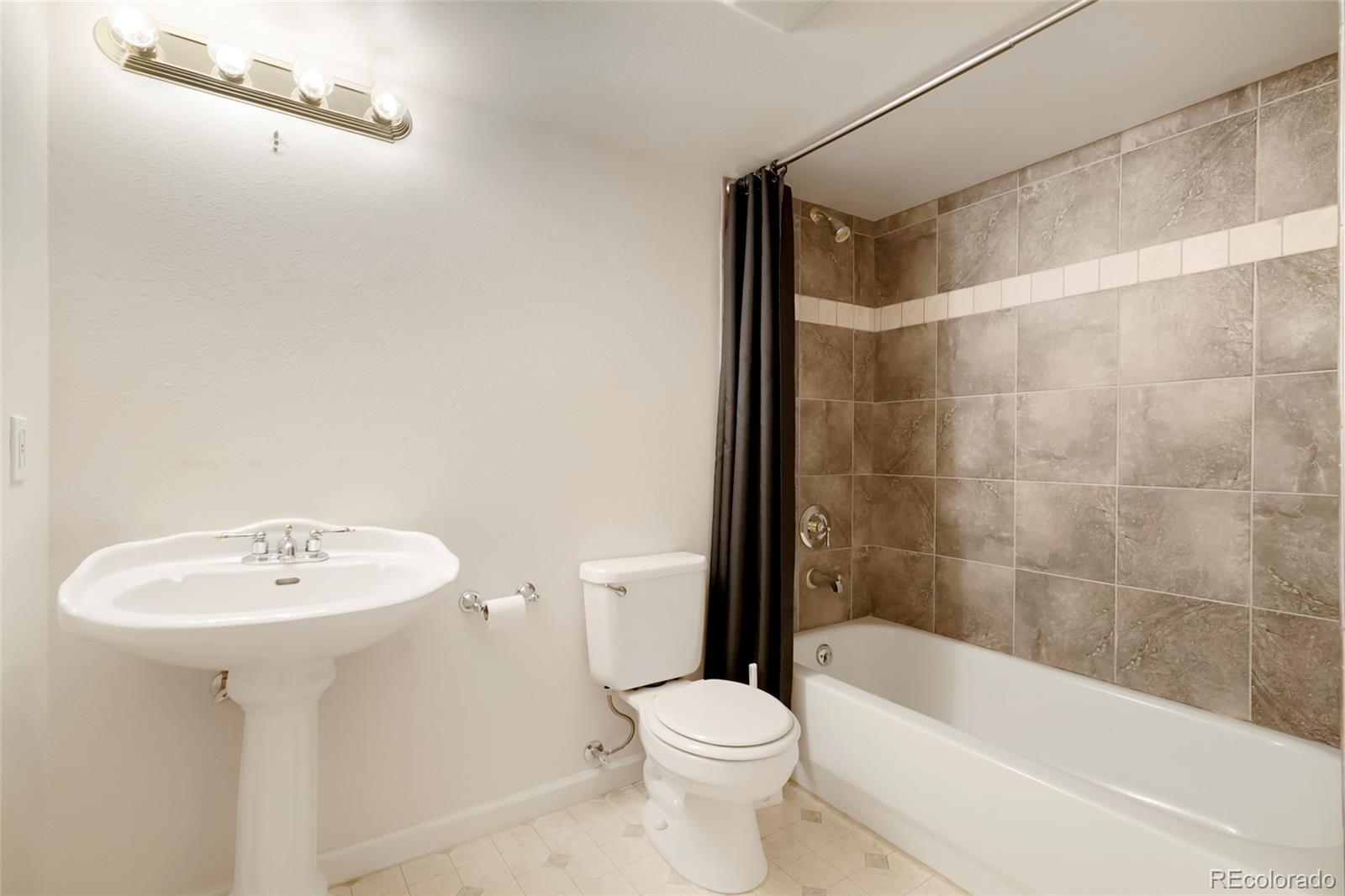 MLS Image #35 for 2871 w long drive a,littleton, Colorado