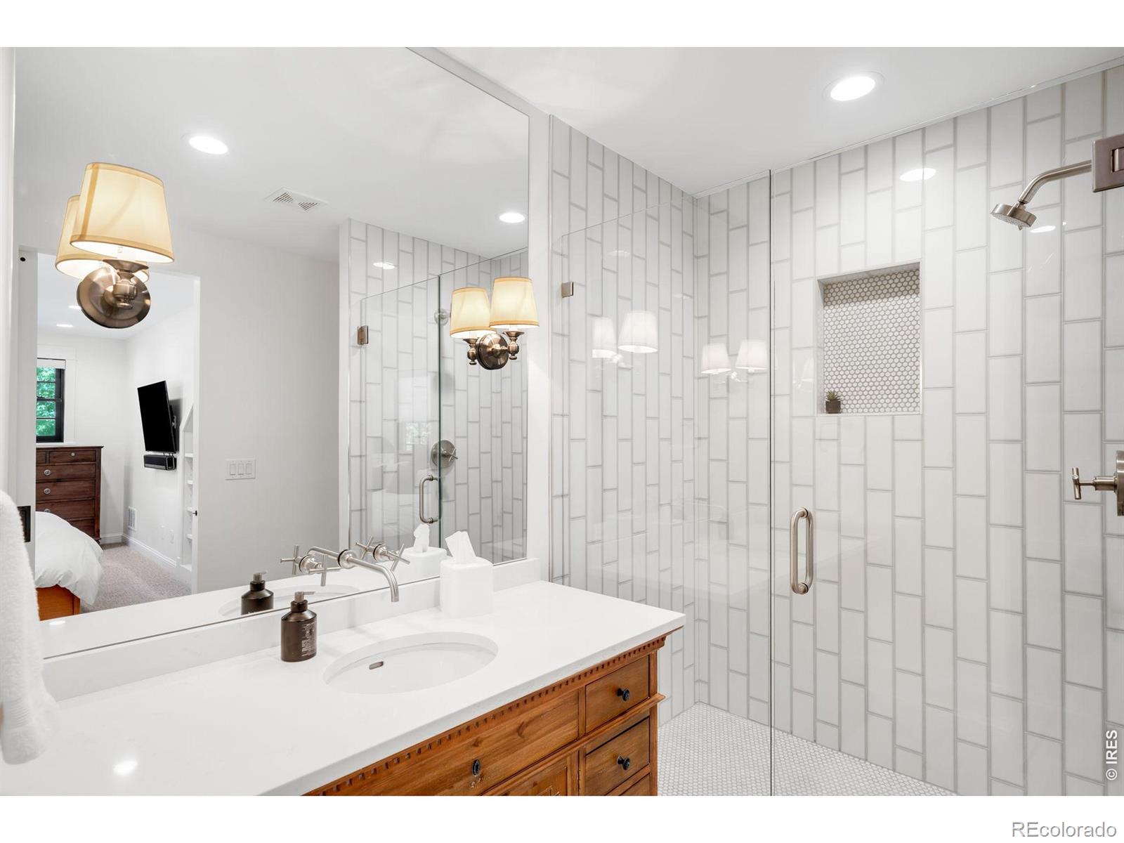 MLS Image #32 for 1296 s york street,denver, Colorado