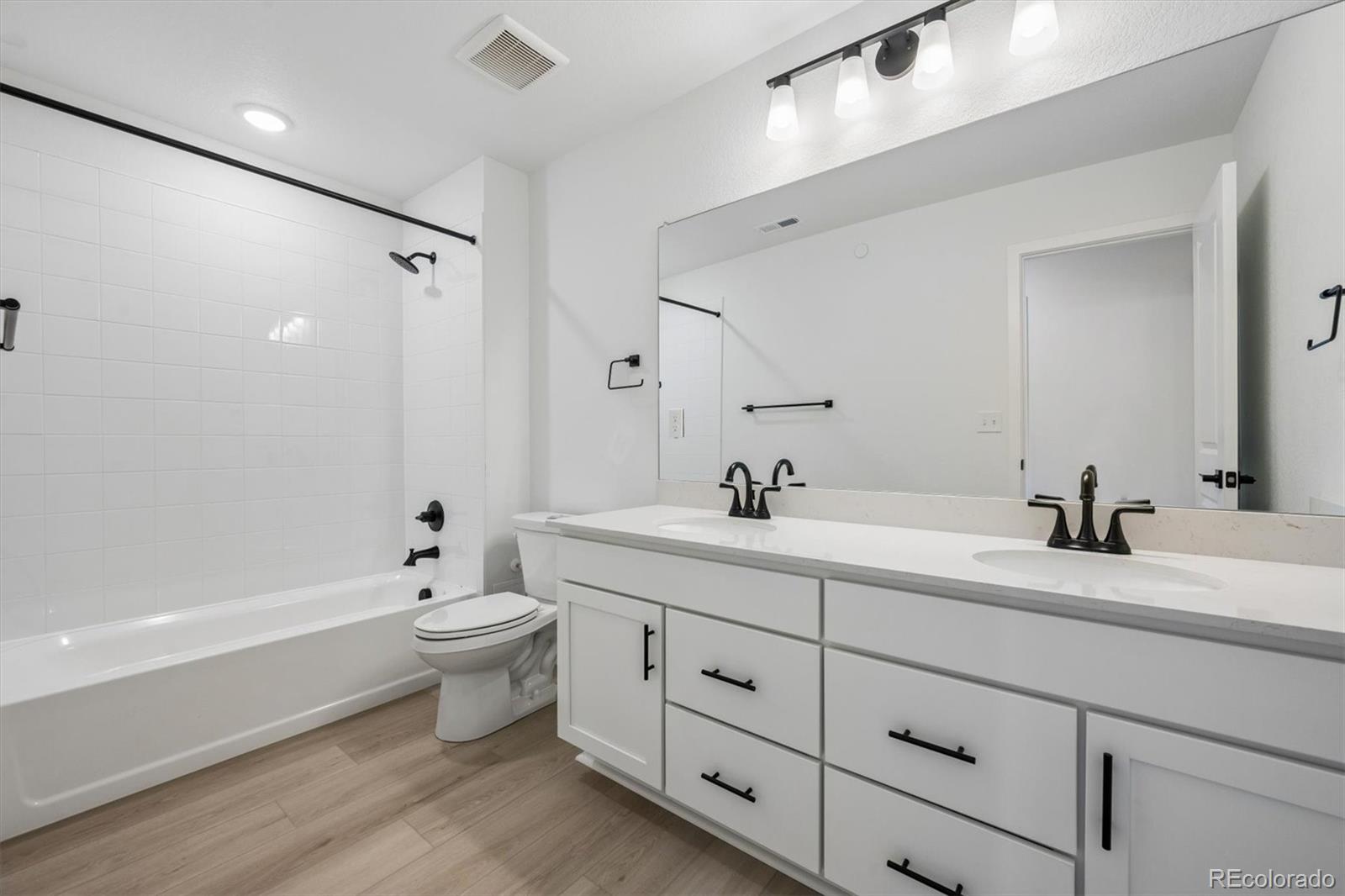 MLS Image #11 for 9231  telluride court,commerce city, Colorado