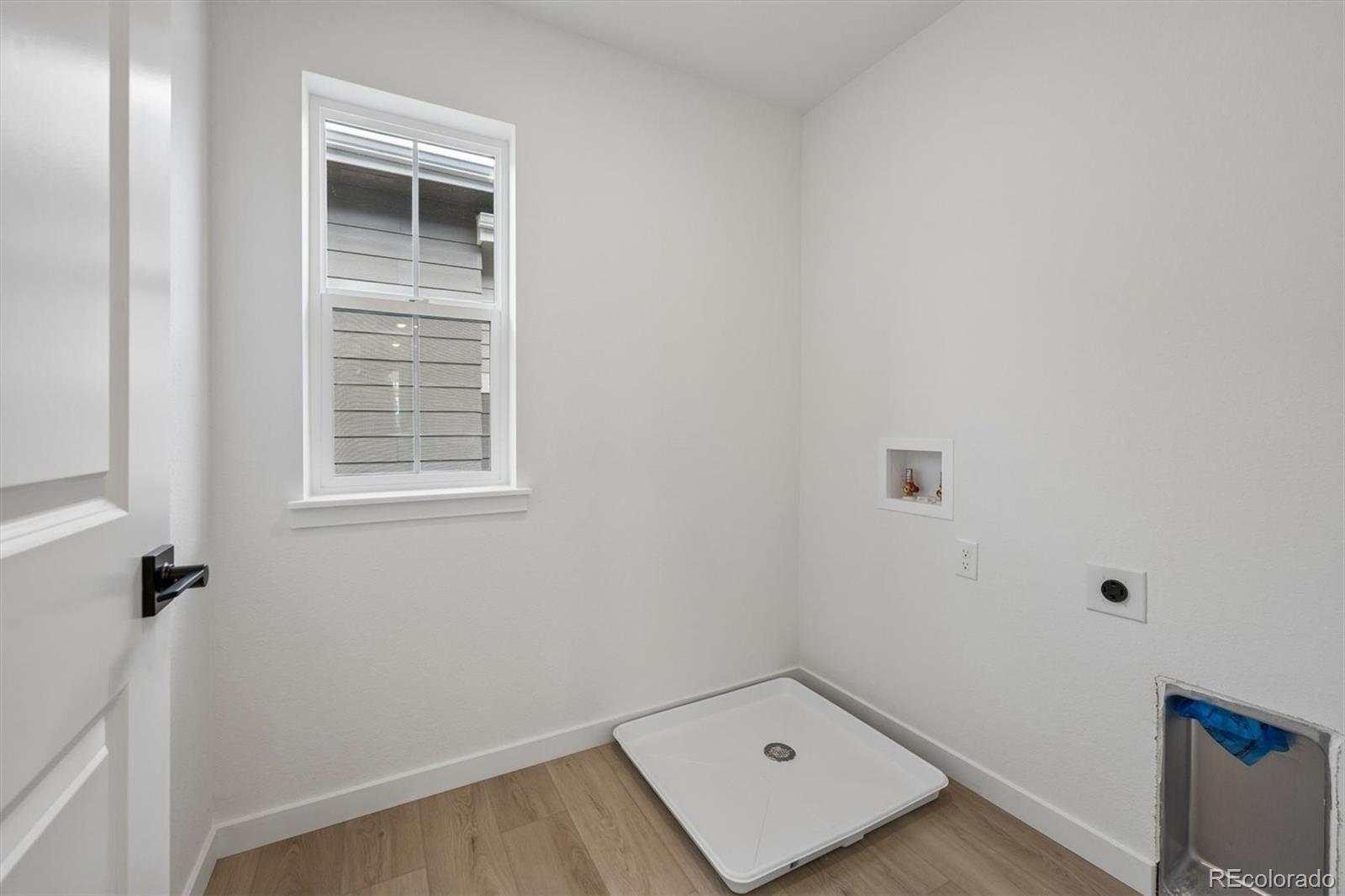 MLS Image #13 for 9231  telluride court,commerce city, Colorado