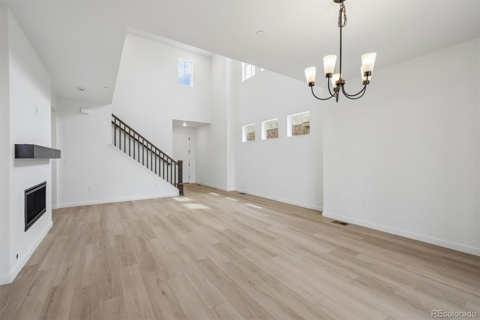 MLS Image #5 for 9231  telluride court,commerce city, Colorado