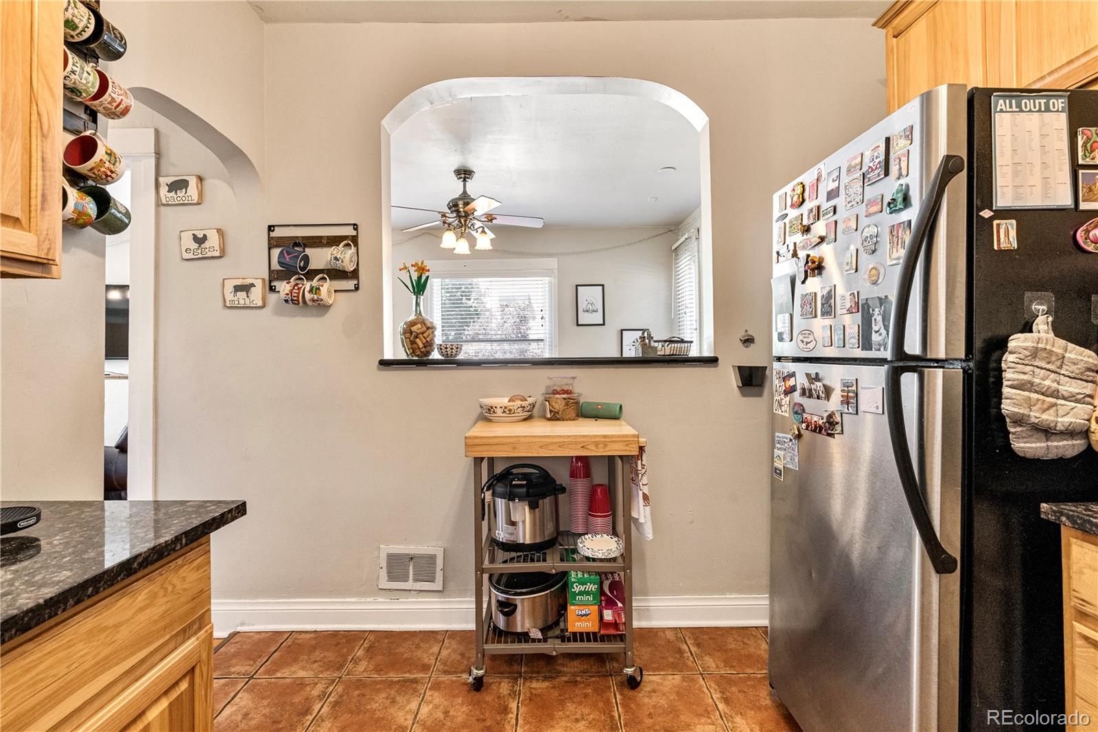 MLS Image #11 for 478 n logan street,denver, Colorado