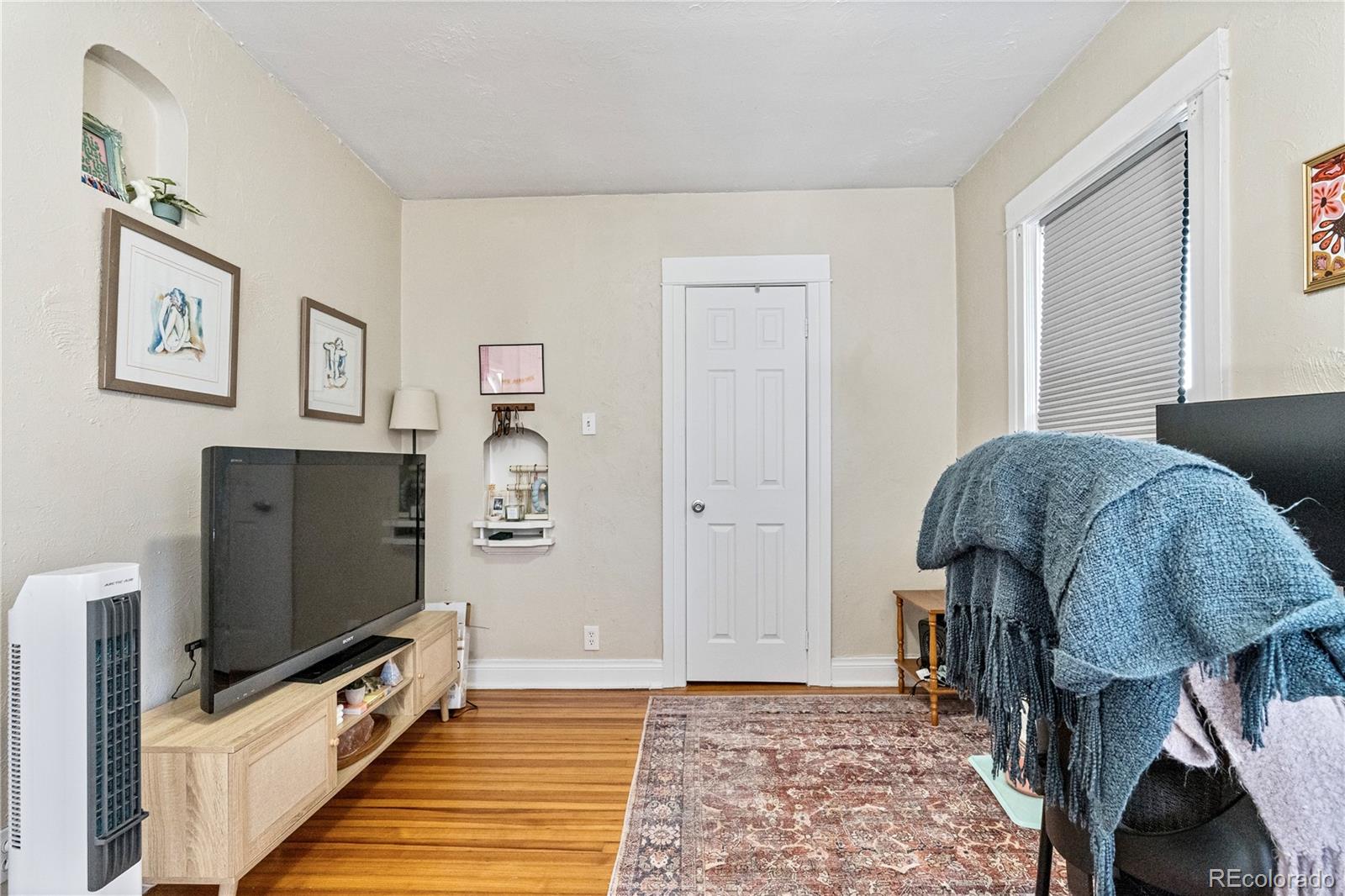 MLS Image #24 for 478 n logan street,denver, Colorado