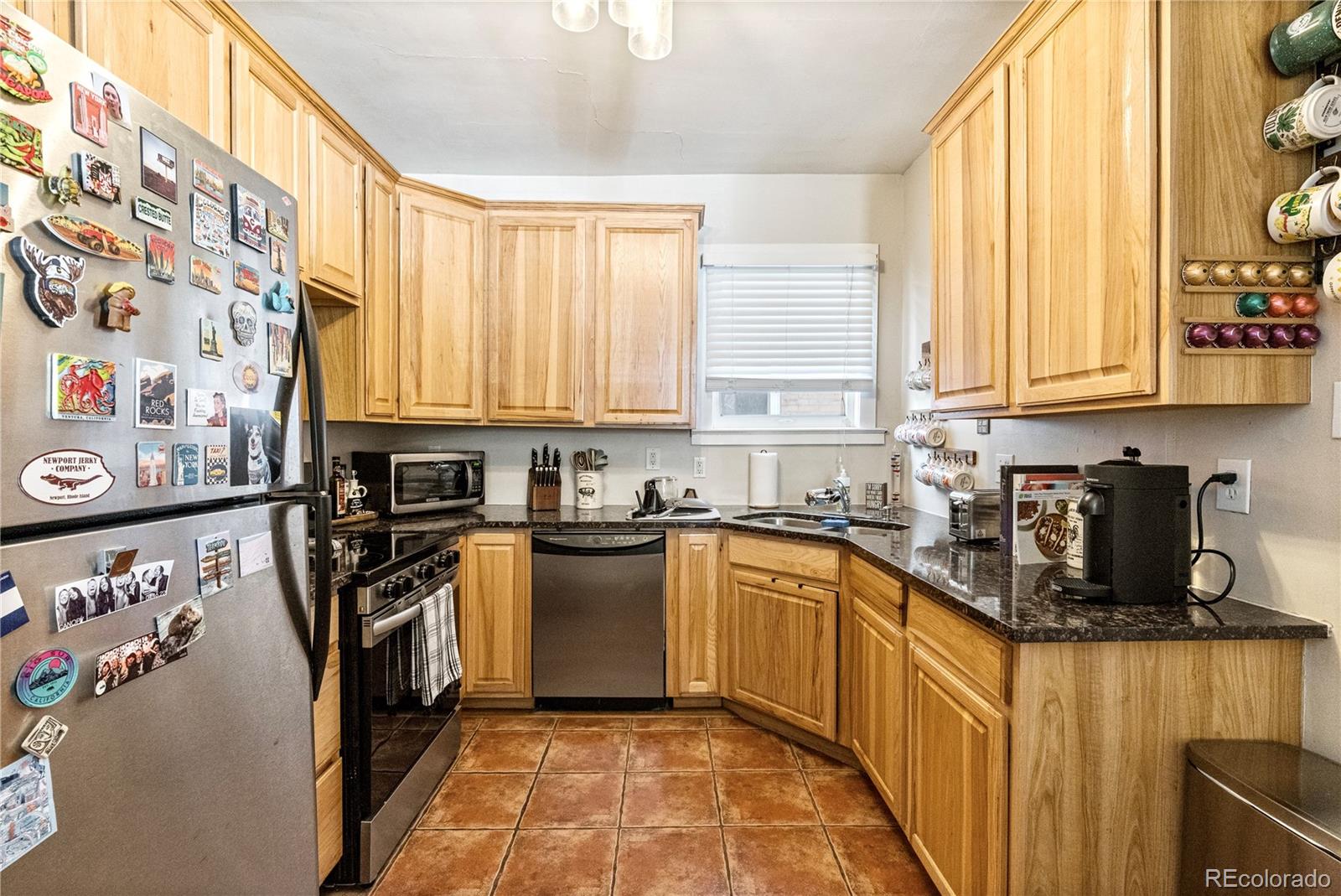 MLS Image #8 for 478 n logan street,denver, Colorado