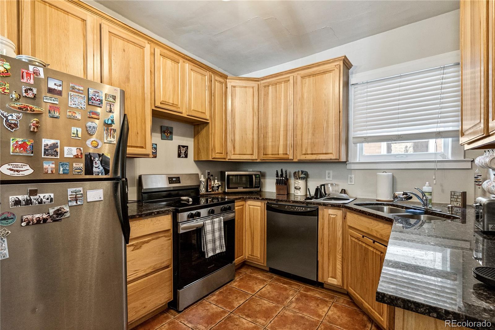 MLS Image #9 for 478 n logan street,denver, Colorado