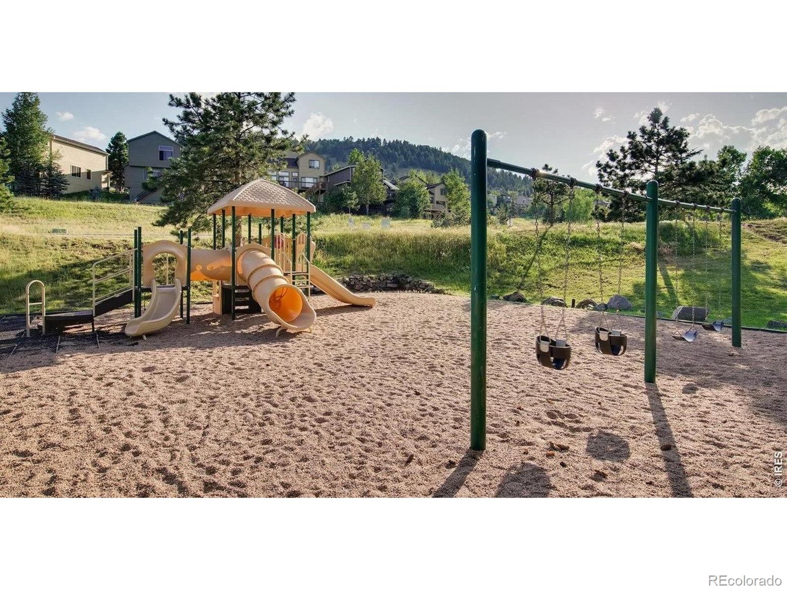 MLS Image #36 for    ,, Colorado