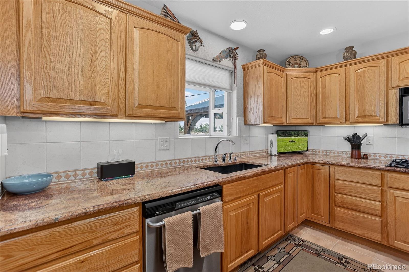 MLS Image #17 for 18031  wagon trail,mead, Colorado