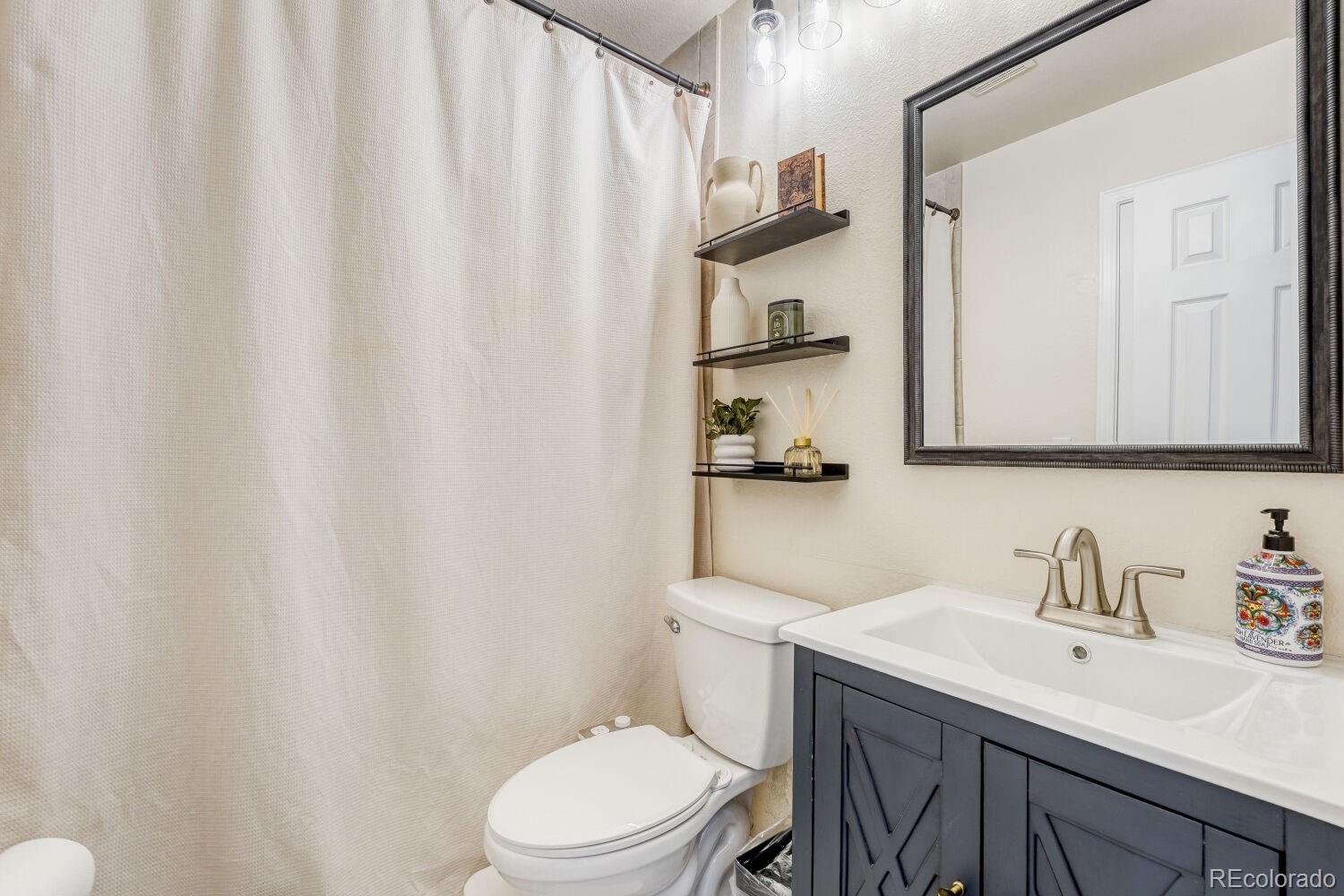 MLS Image #6 for 14486 e hawaii circle b,aurora, Colorado