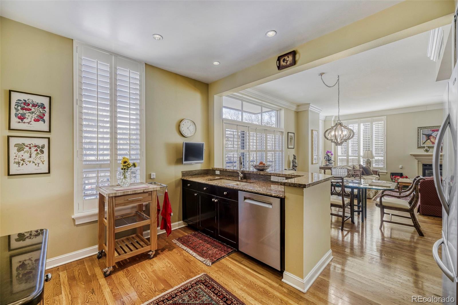 MLS Image #14 for 2400 e cherry creek south drive 203,denver, Colorado