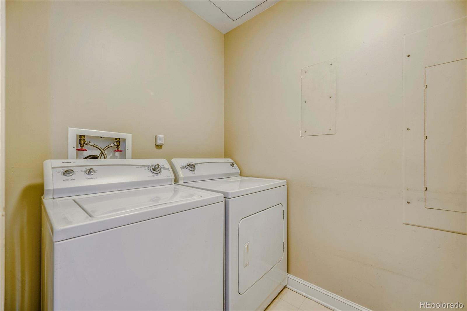 MLS Image #26 for 2400 e cherry creek south drive 203,denver, Colorado