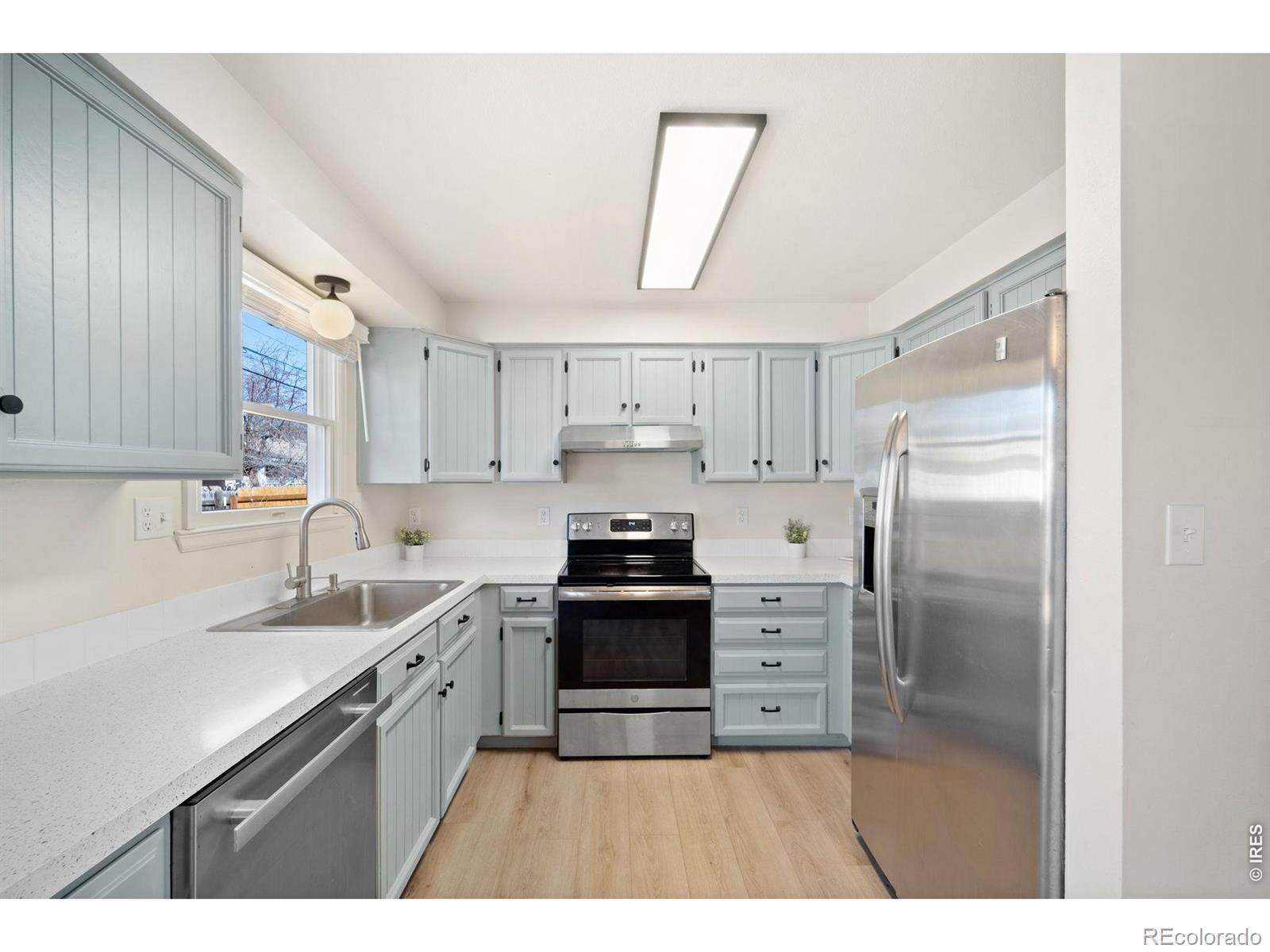 MLS Image #10 for 1217  hunter court,longmont, Colorado