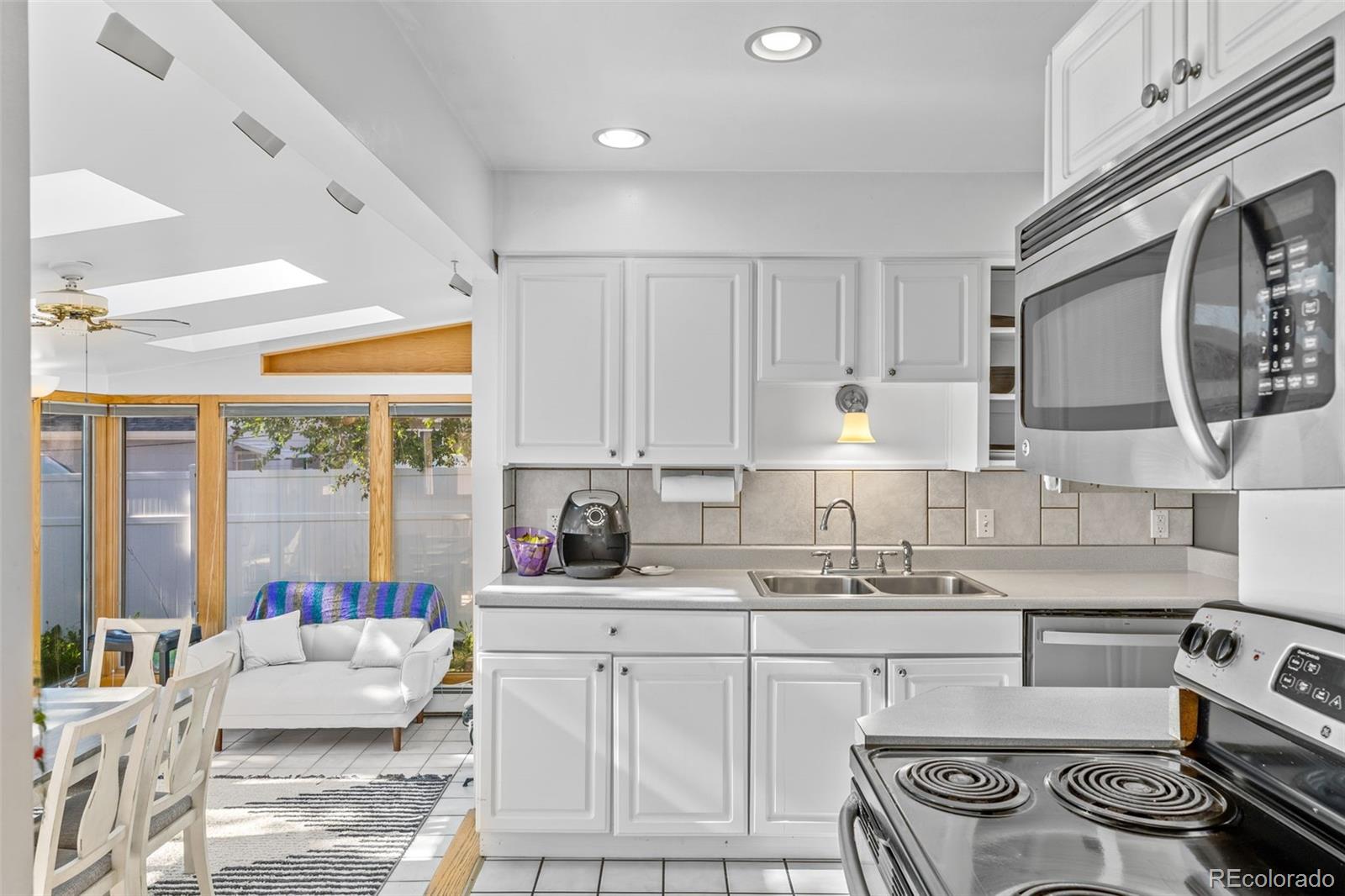 MLS Image #20 for 1732  lansing street,aurora, Colorado