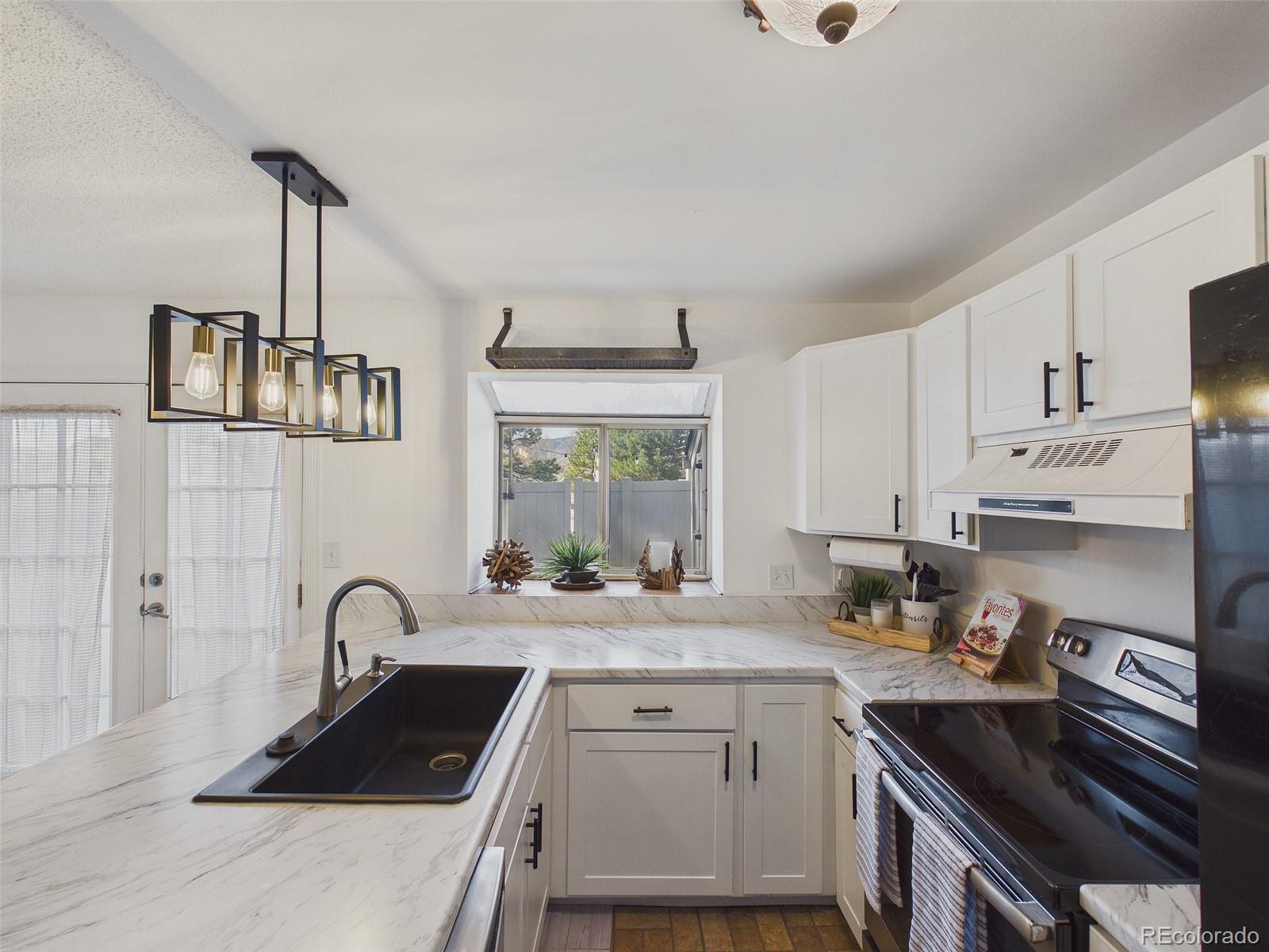 MLS Image #7 for 9715 w chatfield avenue,littleton, Colorado
