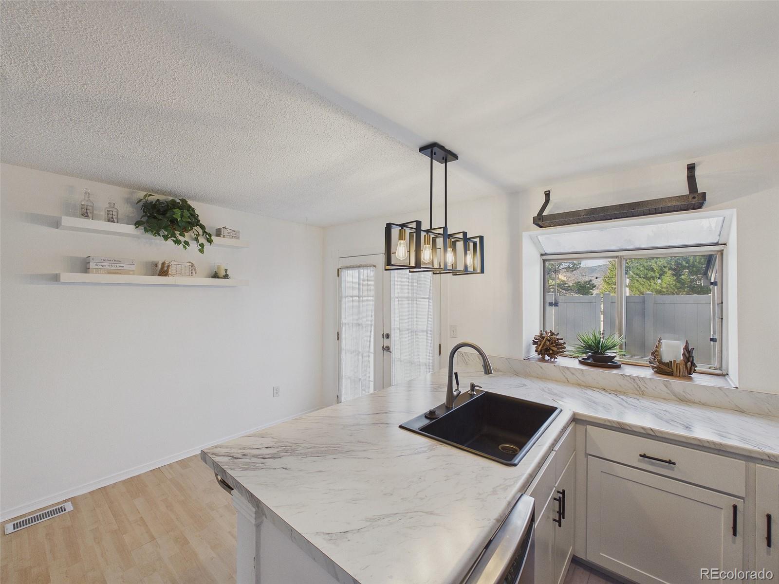 MLS Image #8 for 9715 w chatfield avenue,littleton, Colorado