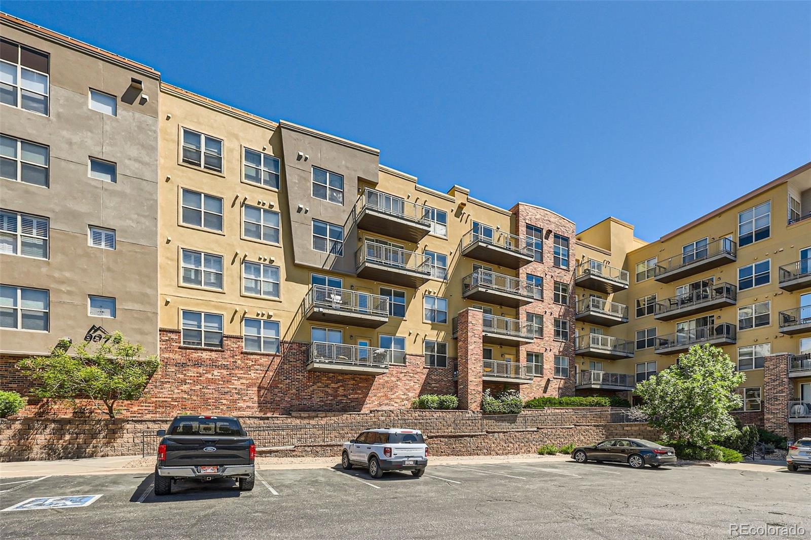 MLS Image #4 for 9079 e panorama circle 419,englewood, Colorado