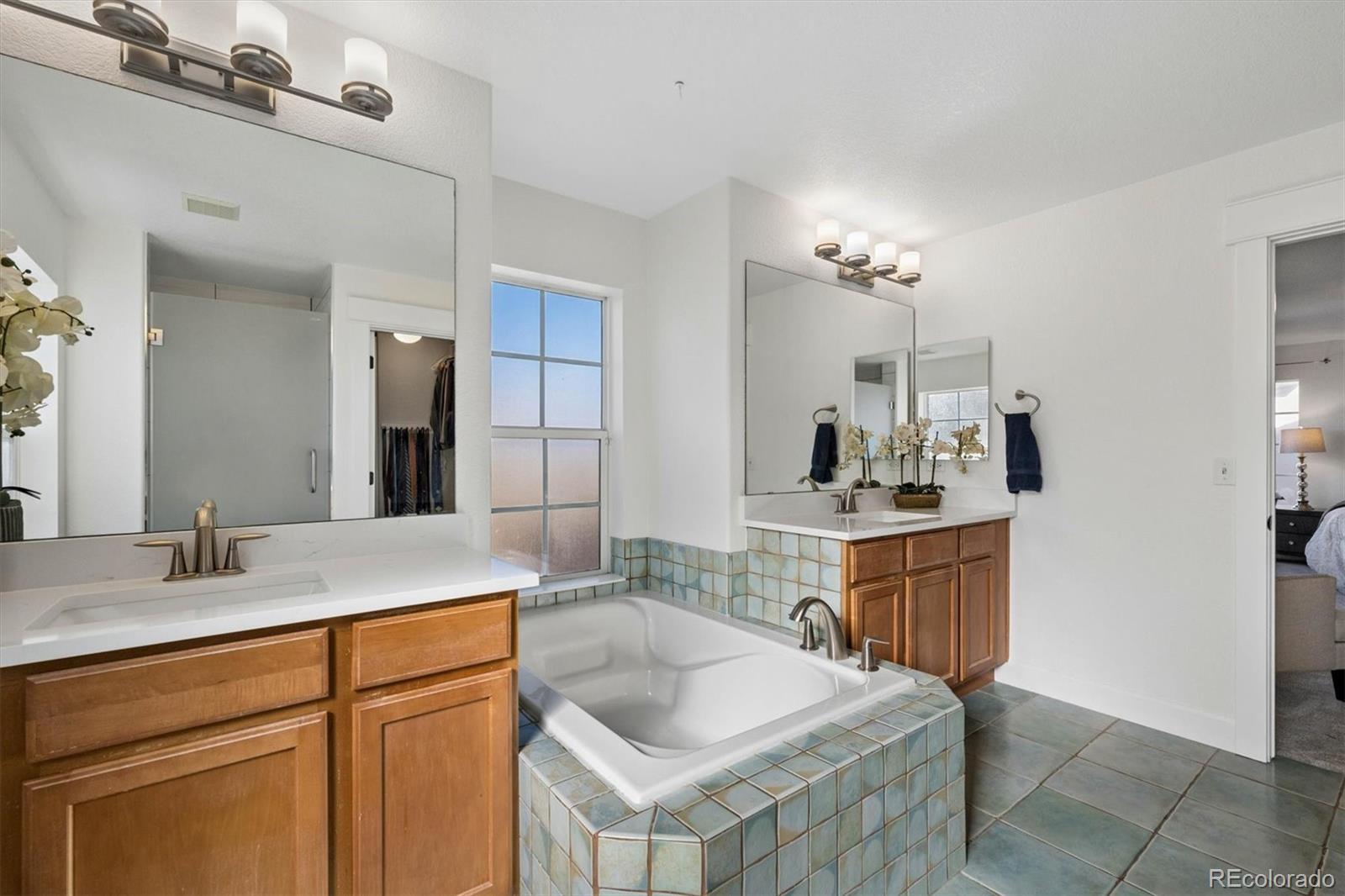 MLS Image #21 for 8775 e 28th avenue,denver, Colorado