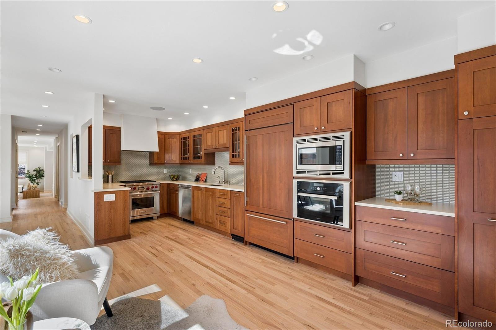 MLS Image #11 for 436  fillmore street,denver, Colorado