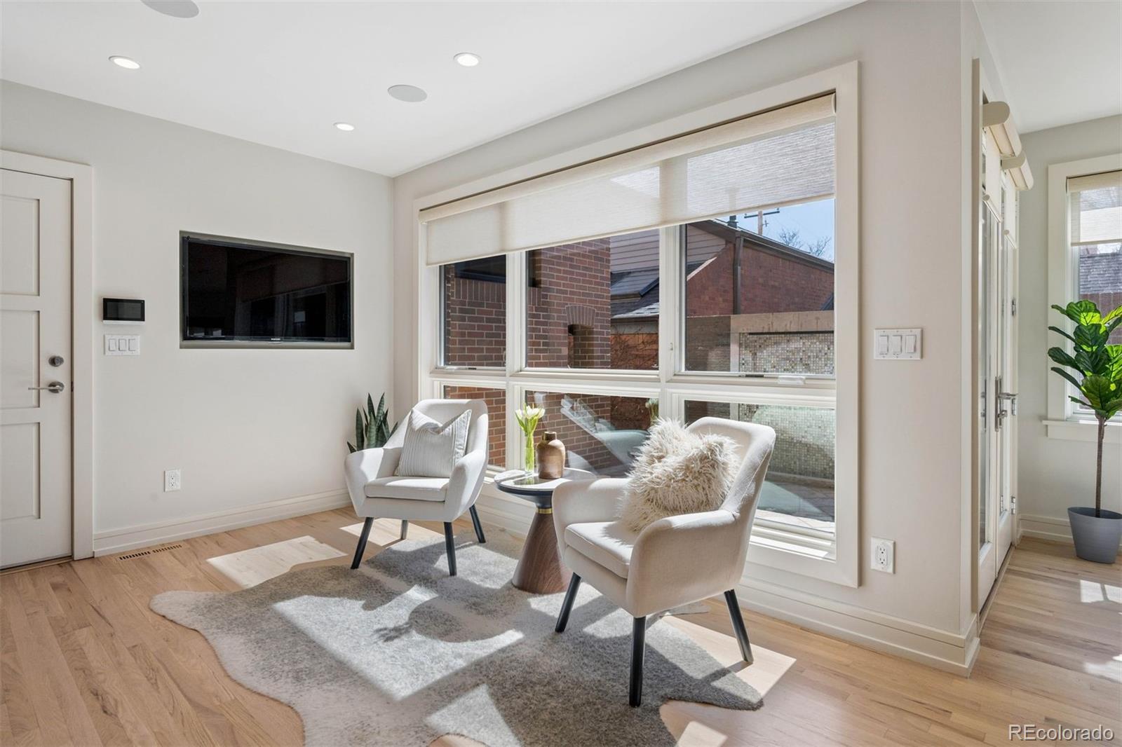 MLS Image #12 for 436  fillmore street,denver, Colorado