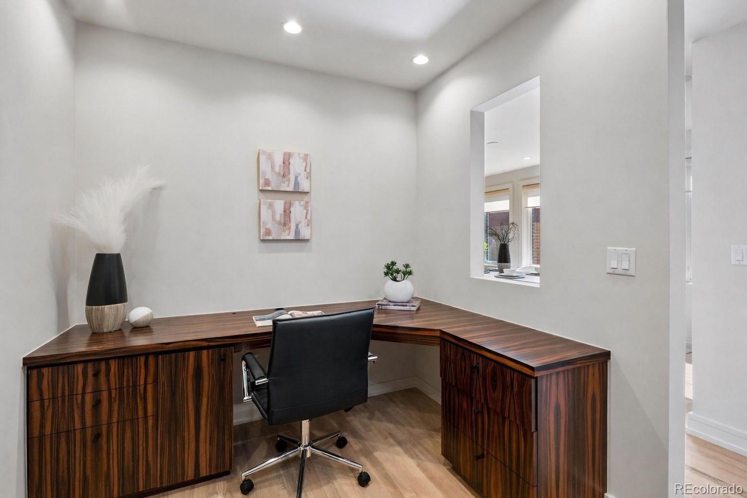 MLS Image #15 for 436  fillmore street,denver, Colorado
