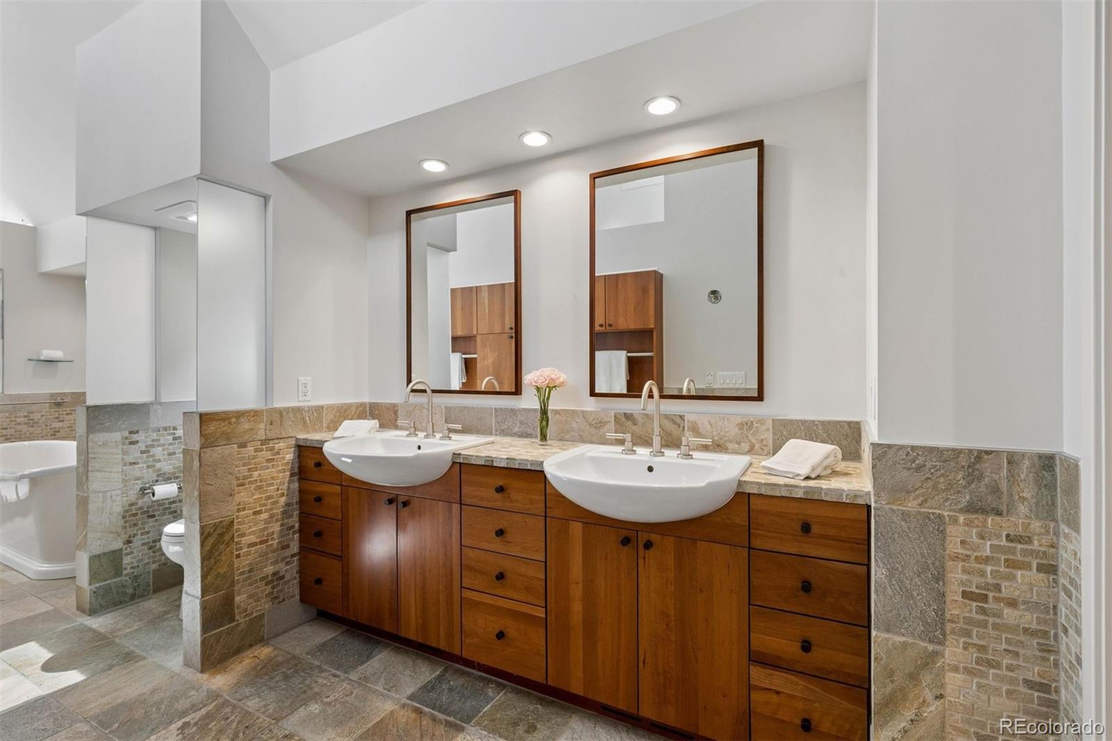 MLS Image #24 for 436  fillmore street,denver, Colorado