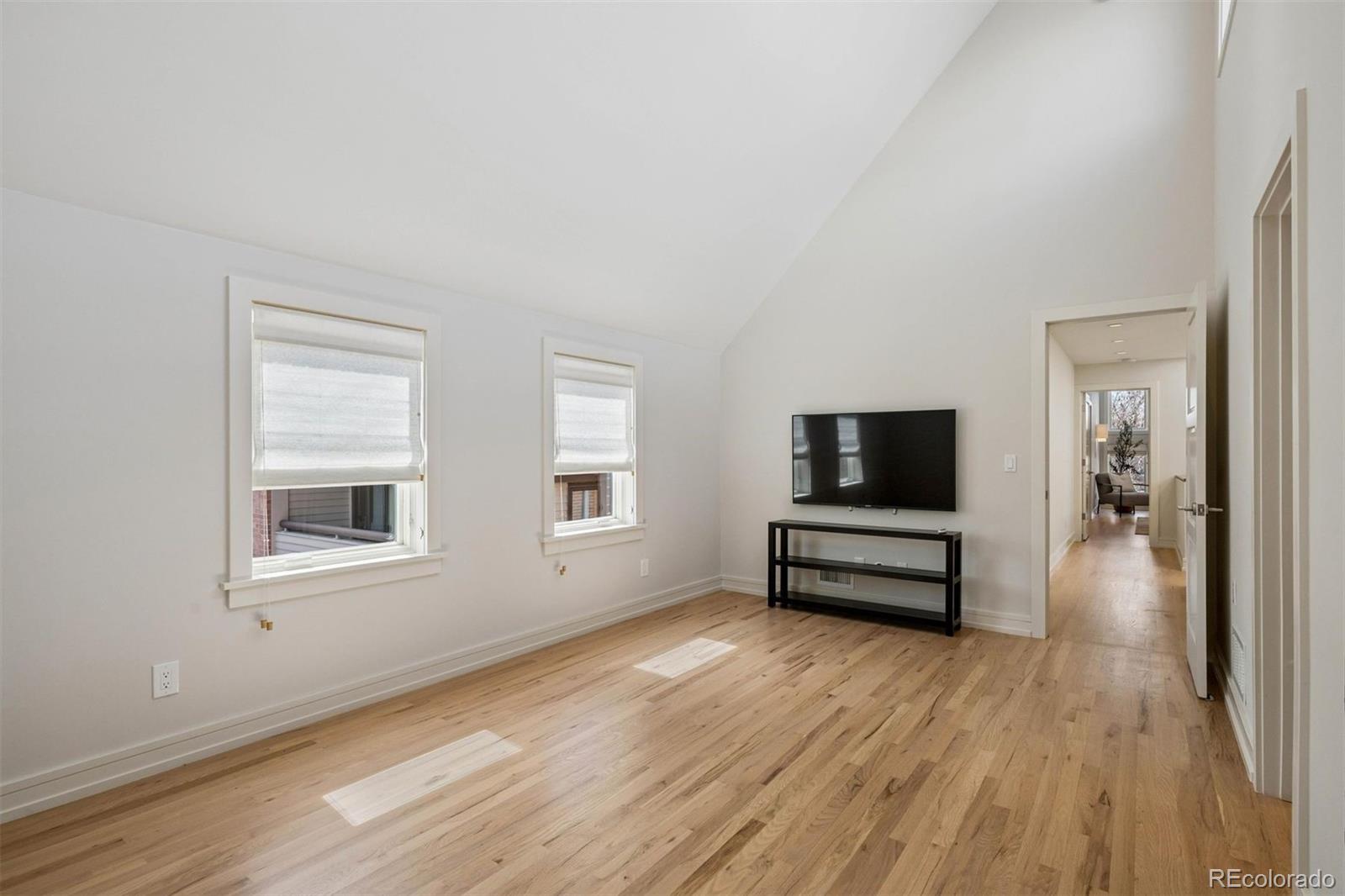 MLS Image #28 for 436  fillmore street,denver, Colorado