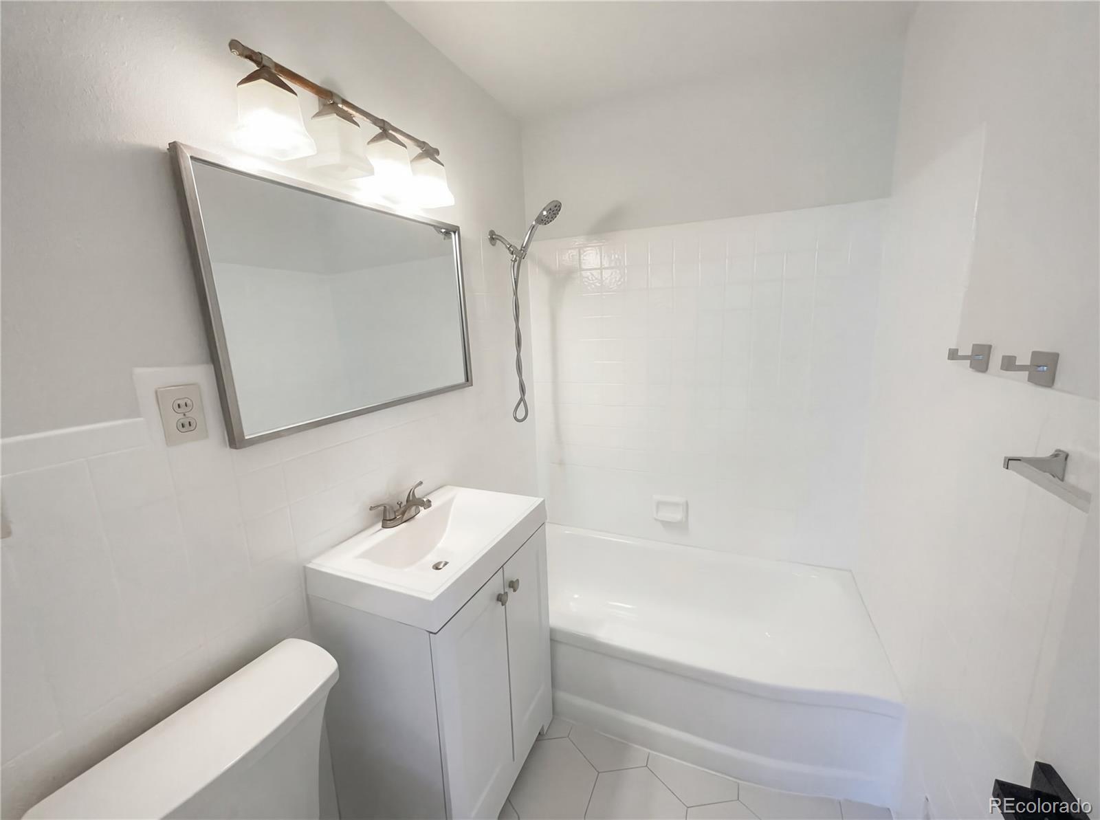 MLS Image #16 for 3395 w saratoga avenue,englewood, Colorado