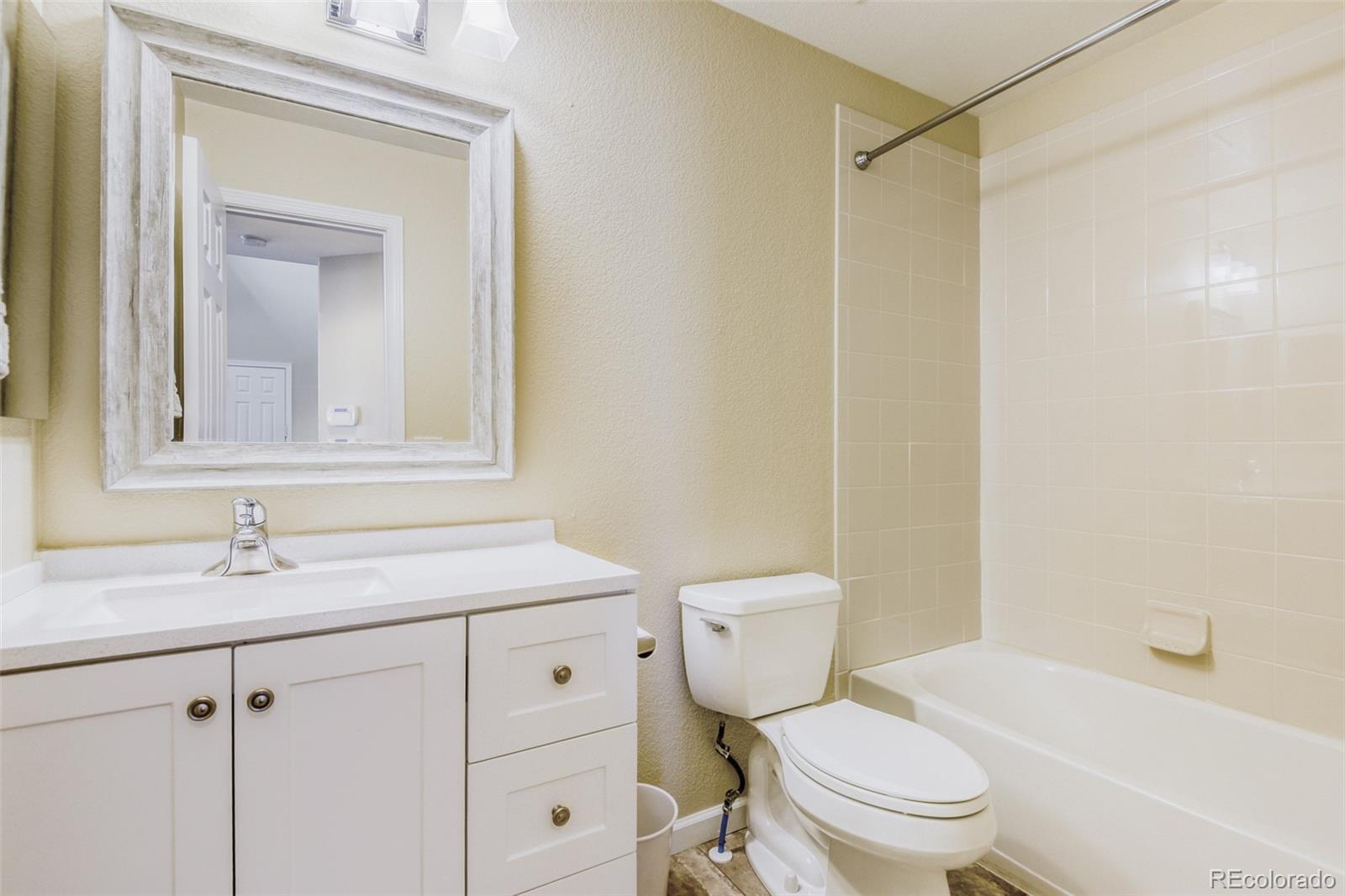MLS Image #10 for 7621 s quatar way,aurora, Colorado