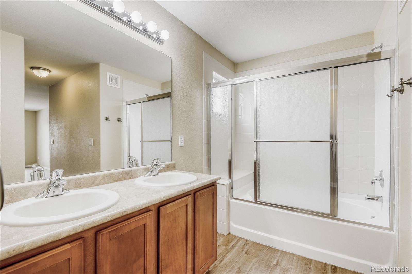MLS Image #13 for 7621 s quatar way,aurora, Colorado