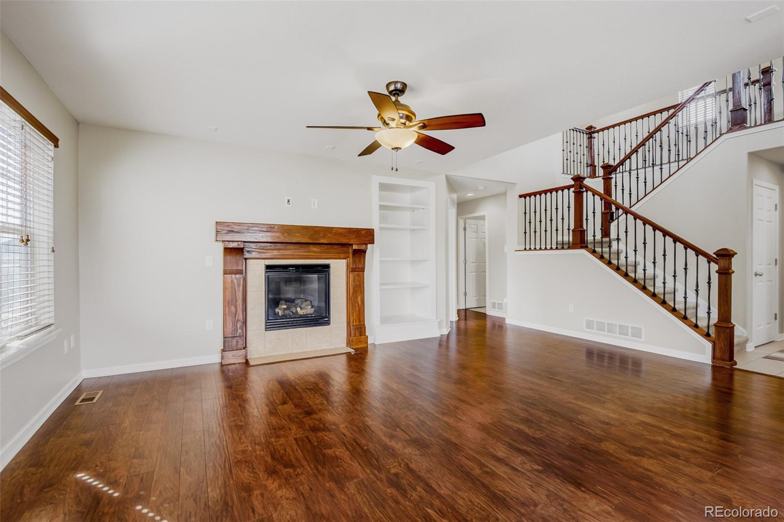 MLS Image #6 for 7621 s quatar way,aurora, Colorado