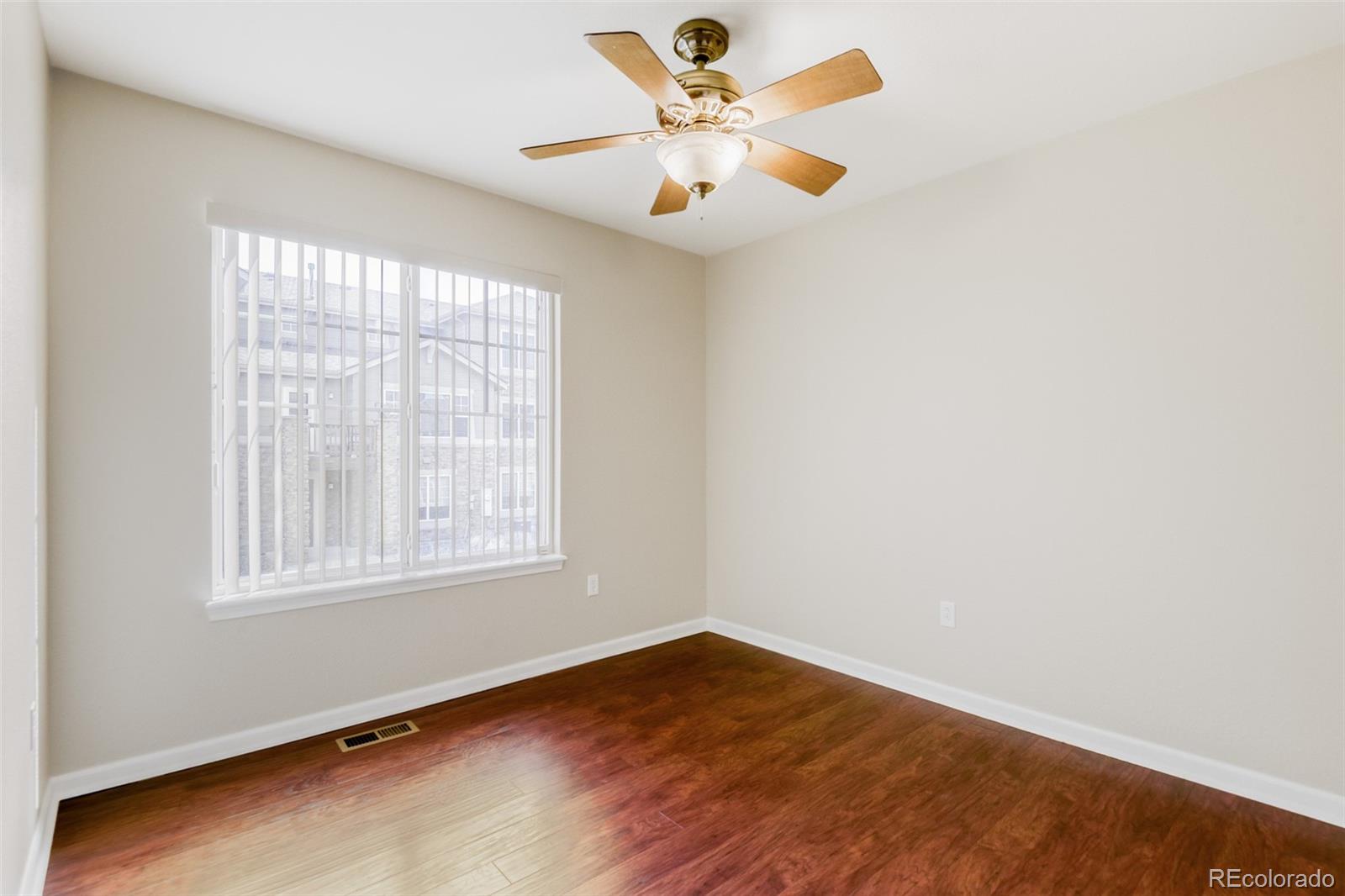 MLS Image #9 for 7621 s quatar way,aurora, Colorado