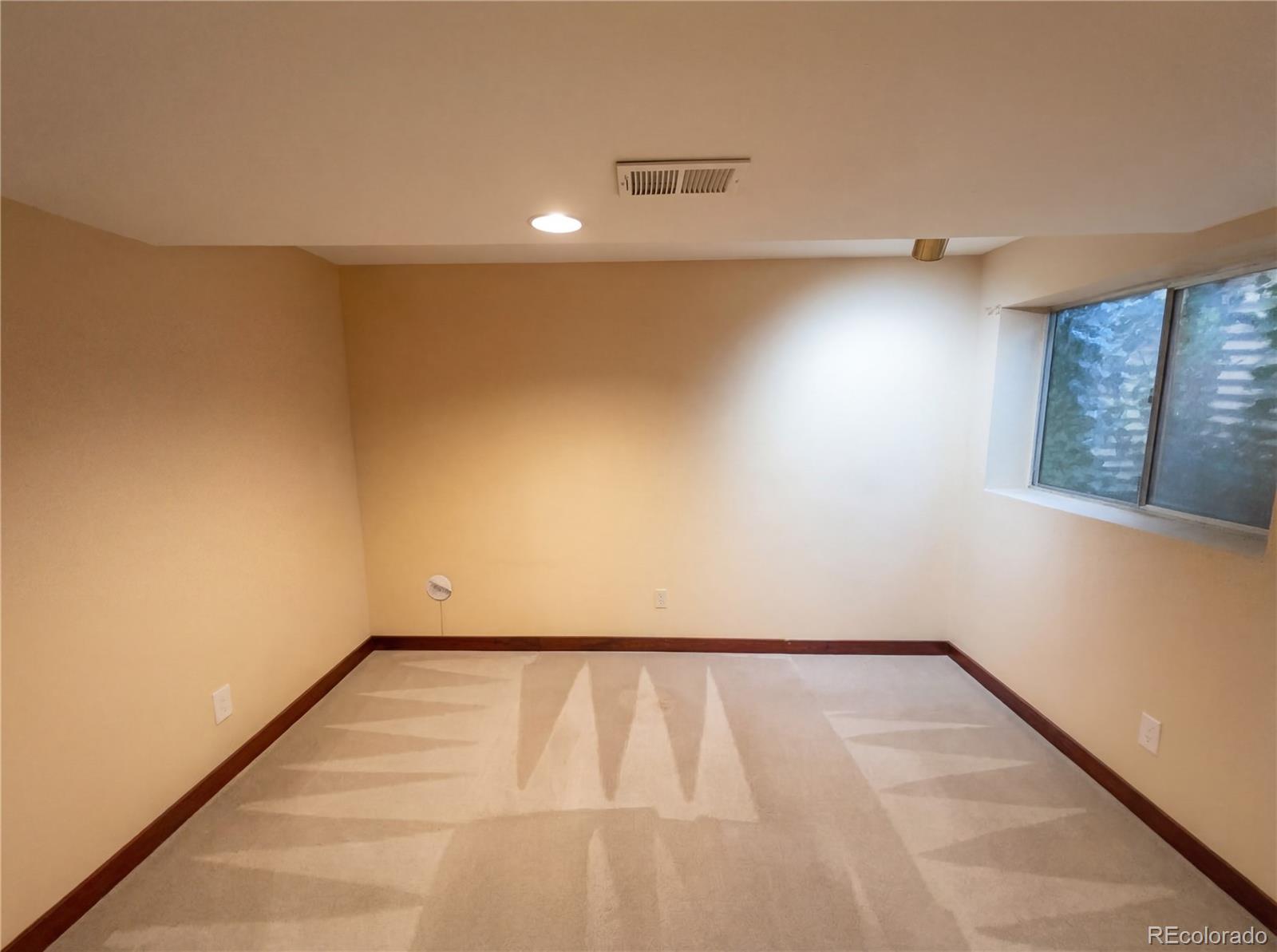 MLS Image #11 for 3075 e long circle,centennial, Colorado