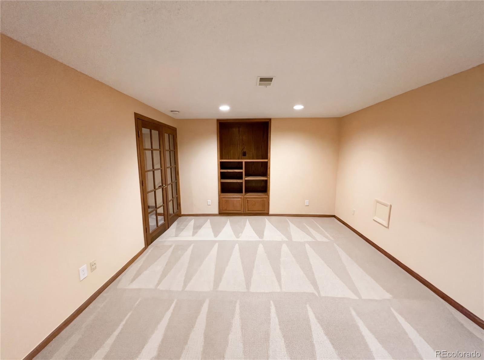 MLS Image #12 for 3075 e long circle,centennial, Colorado